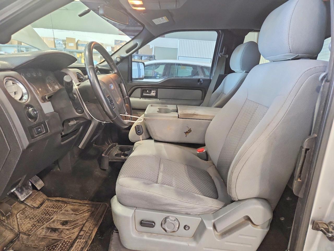 2012 Ford F150 Super Cab Silver vin: 1FTFX1ETXCFC35067