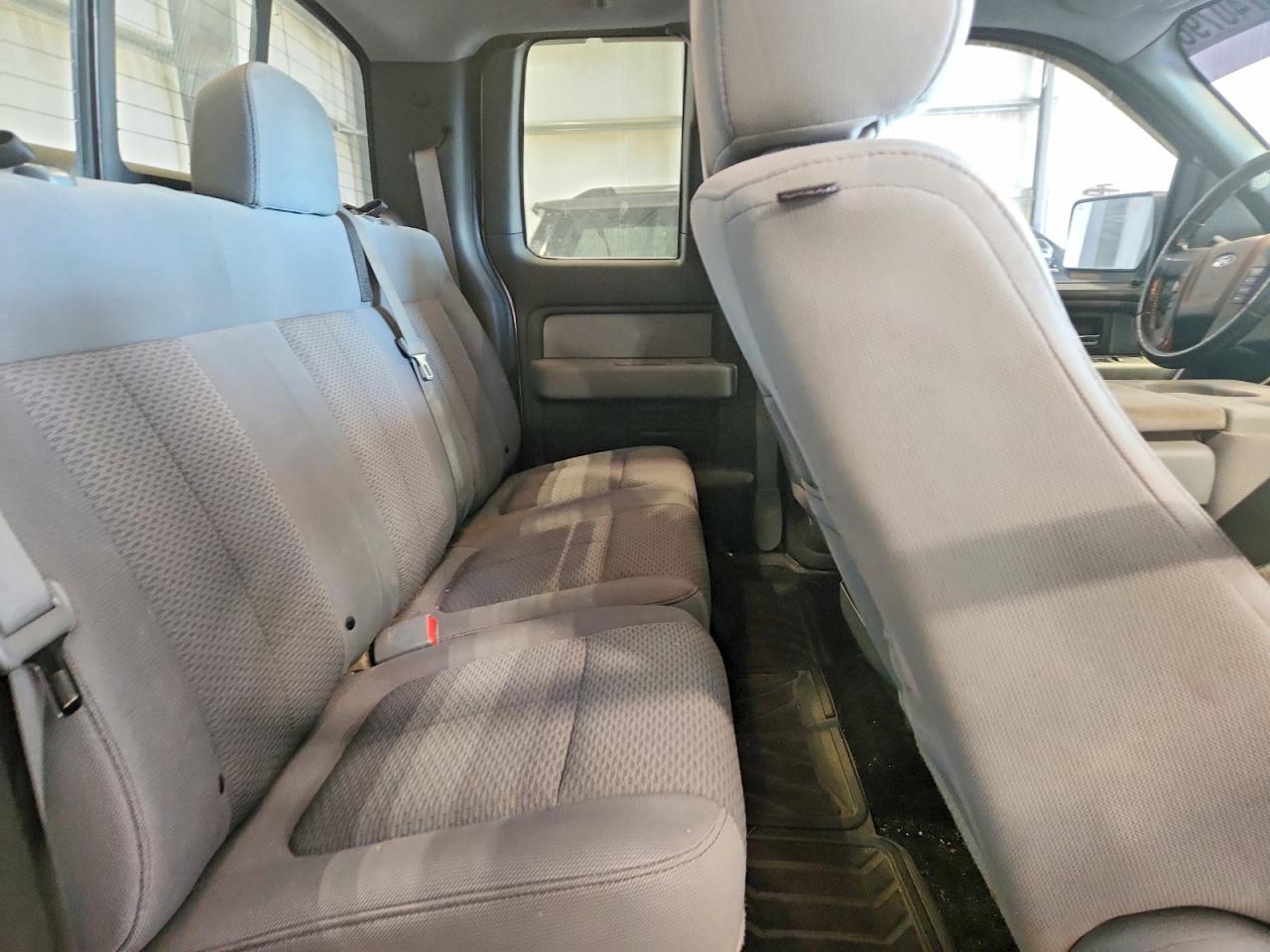 2012 Ford F150 Super Cab Silver vin: 1FTFX1ETXCFC35067