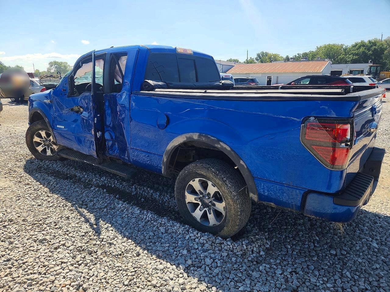 2013 Ford F150 Super Cab Blue vin: 1FTFX1ETXDFC56082