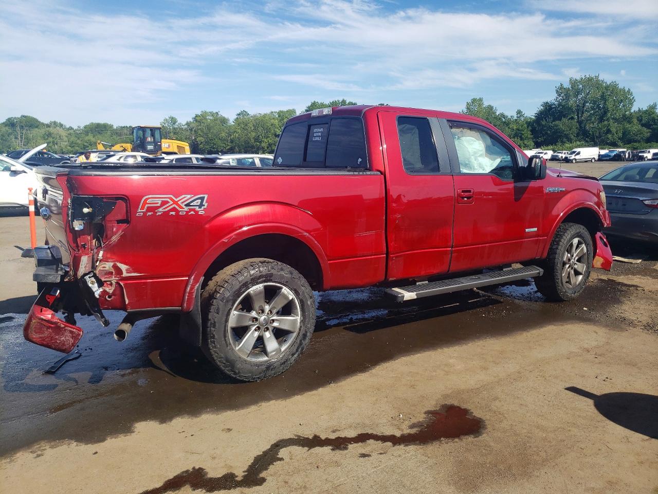 2013 Ford F150 Super Cab Красный vin: 1FTFX1ETXDKF17475