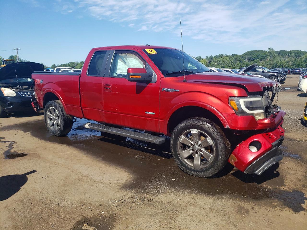 2013 Ford F150 Super Cab Красный vin: 1FTFX1ETXDKF17475