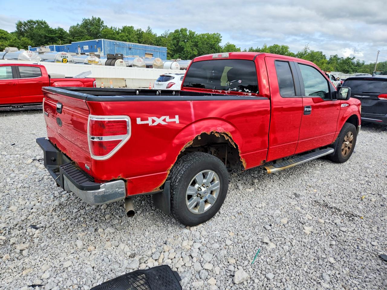 2010 Ford F150 Super Cab Red vin: 1FTFX1EV0AFD31062