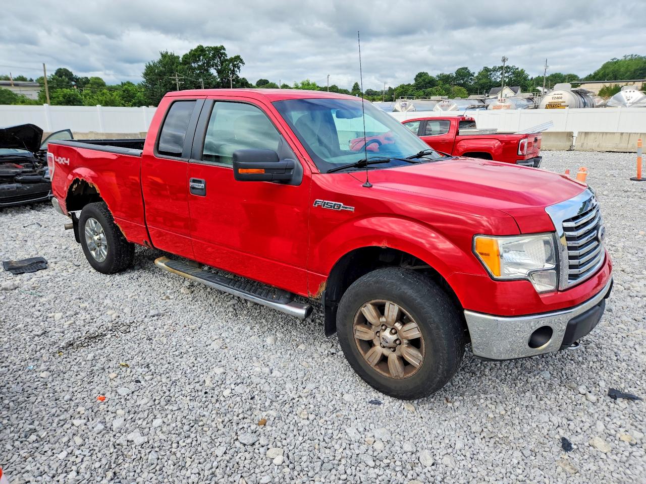 2010 Ford F150 Super Cab Red vin: 1FTFX1EV0AFD31062