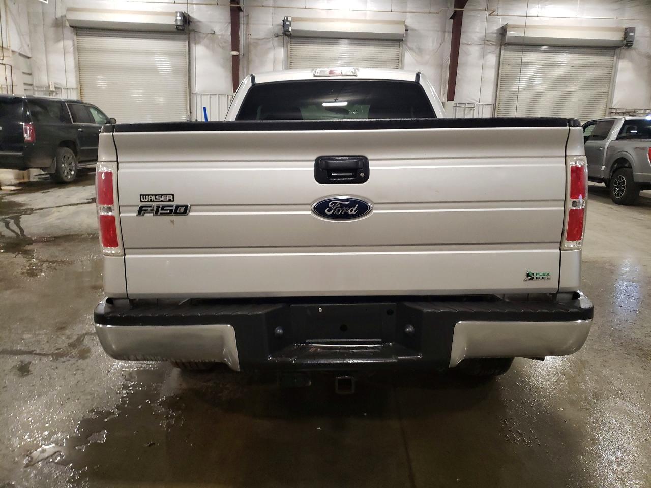 2010 Ford F150 Super Cab Silver vin: 1FTFX1EV0AKB68534