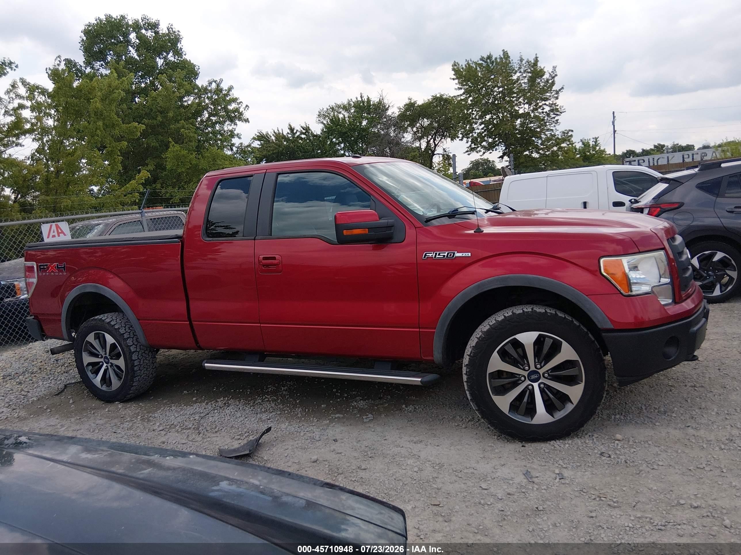 2010 Ford F-150 Fx4 Red vin: 1FTFX1EV0AKE20296