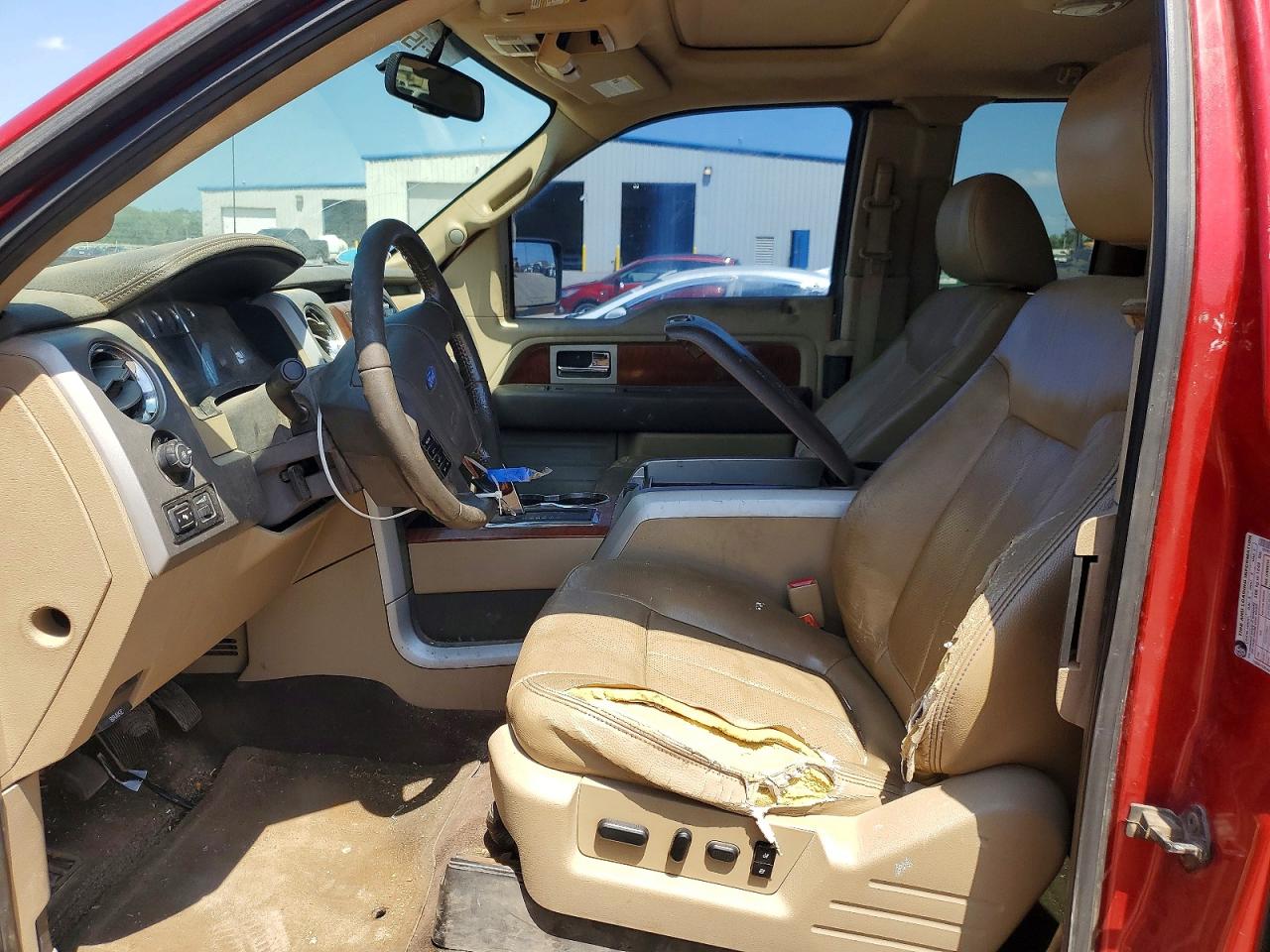 2010 Ford F-150 Red vin: 1FTFX1EV3AFB13164