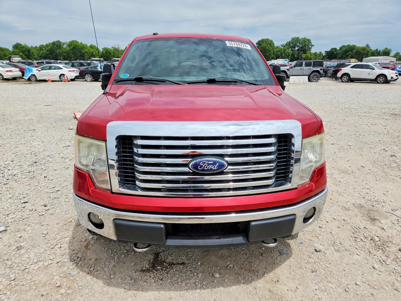 2010 Ford F150 Red vin: 1FTFX1EV4AFA17284