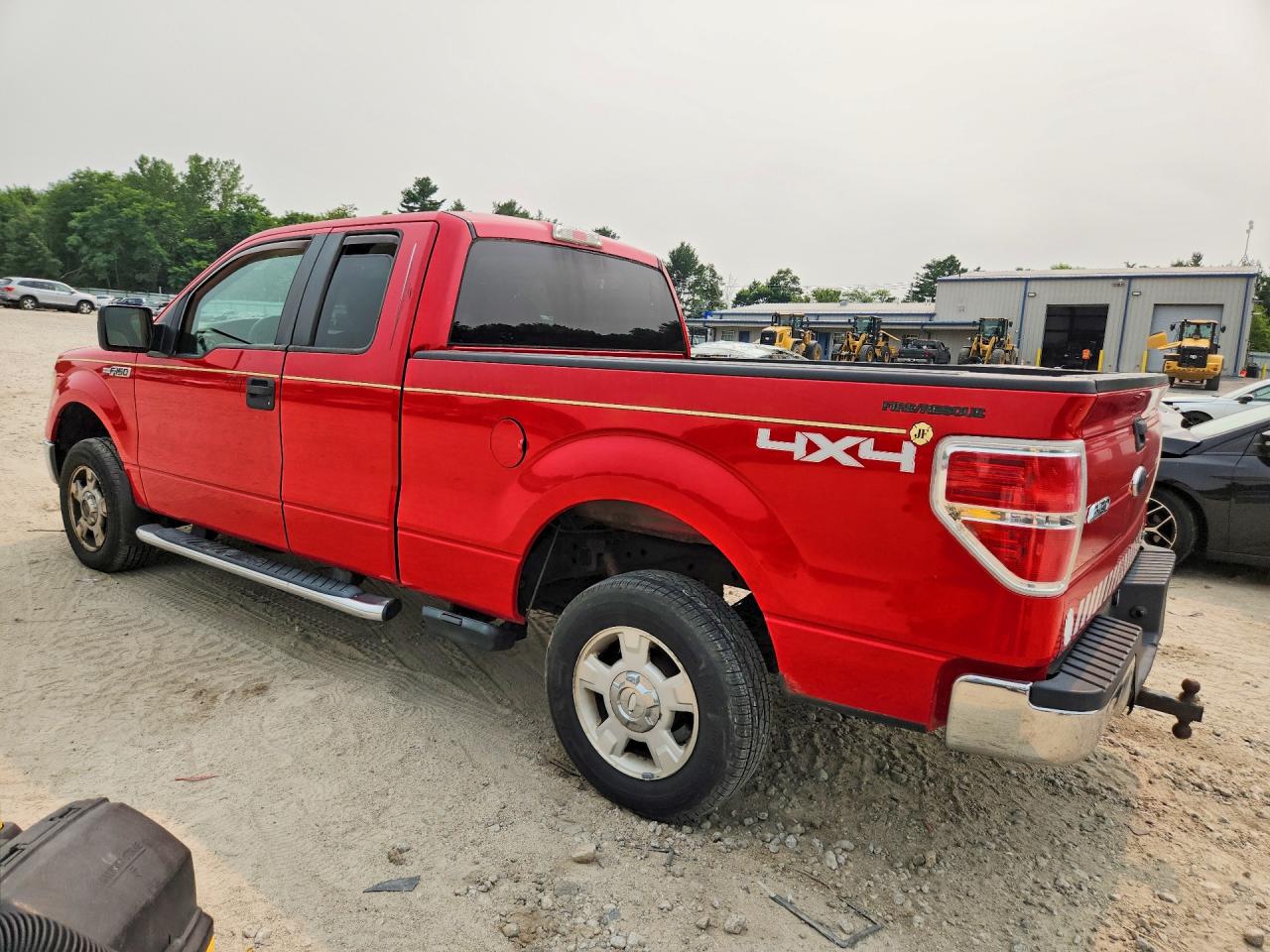 2010 Ford F150 Super Cab Red vin: 1FTFX1EV4AFD00817