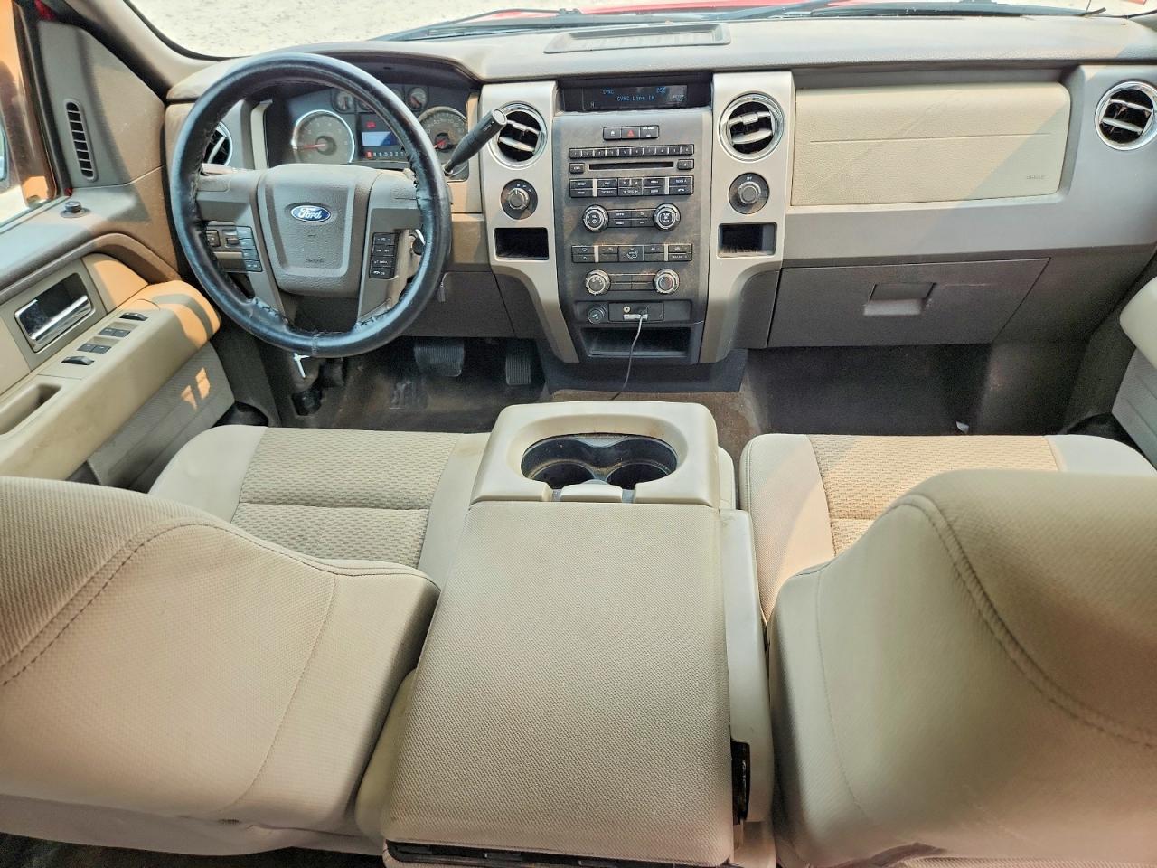 2010 Ford F150 Super Cab Red vin: 1FTFX1EV4AFD00817
