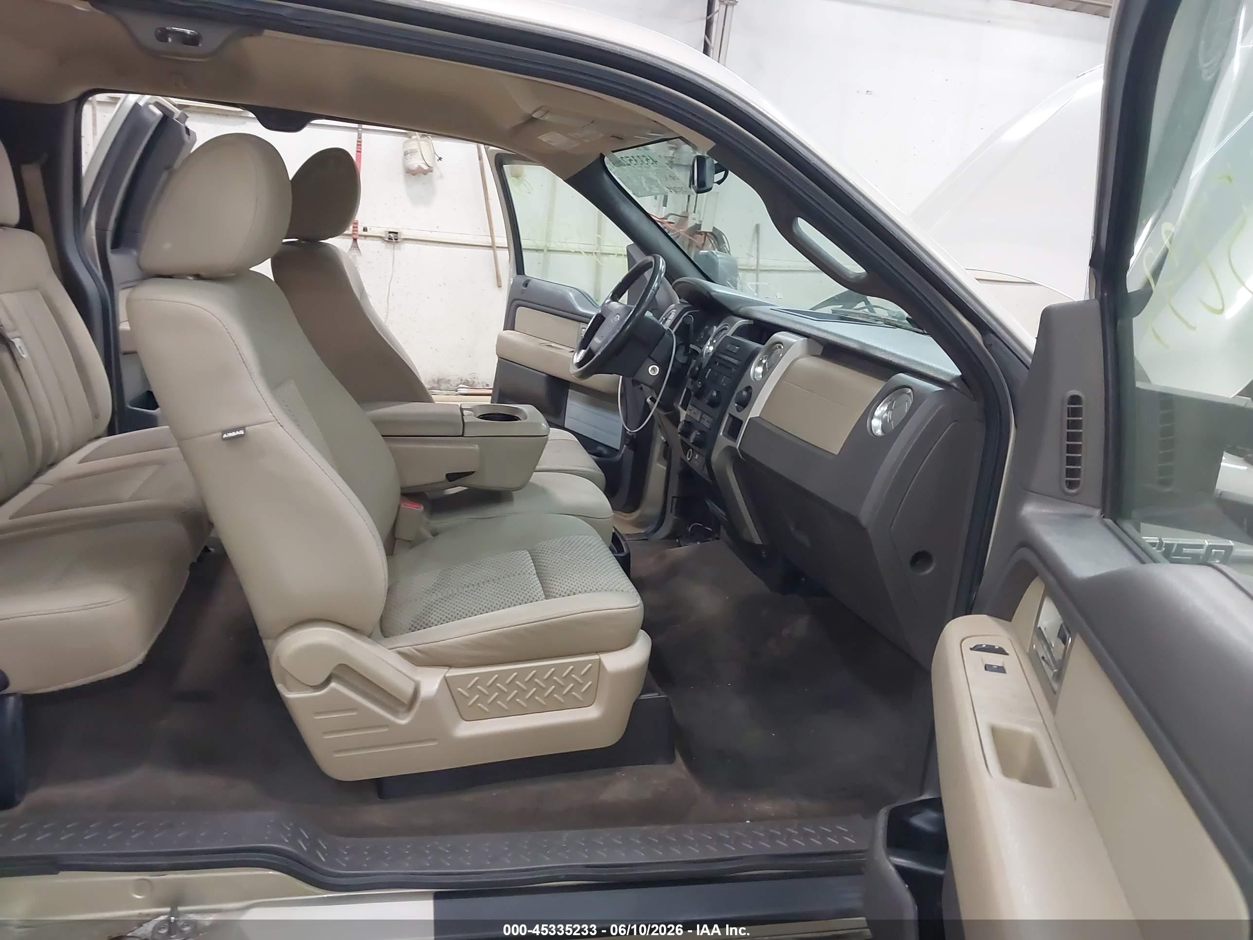 2010 Ford F-150 Fx4/lariat/xl/xlt Cream vin: 1FTFX1EV4AFD70382