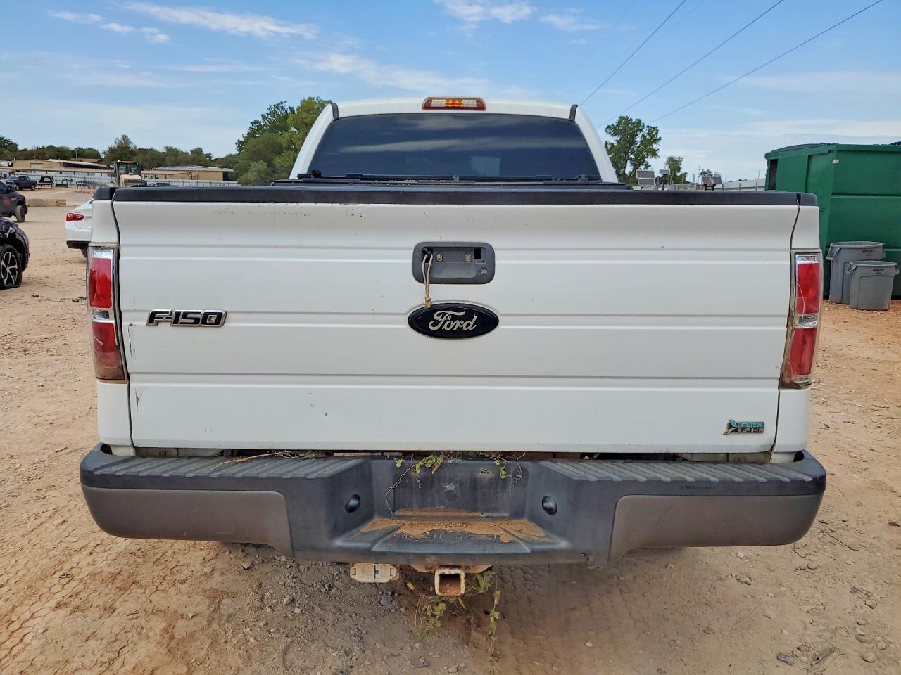 2010 Ford F150 Super Cab White vin: 1FTFX1EV4AKE71817