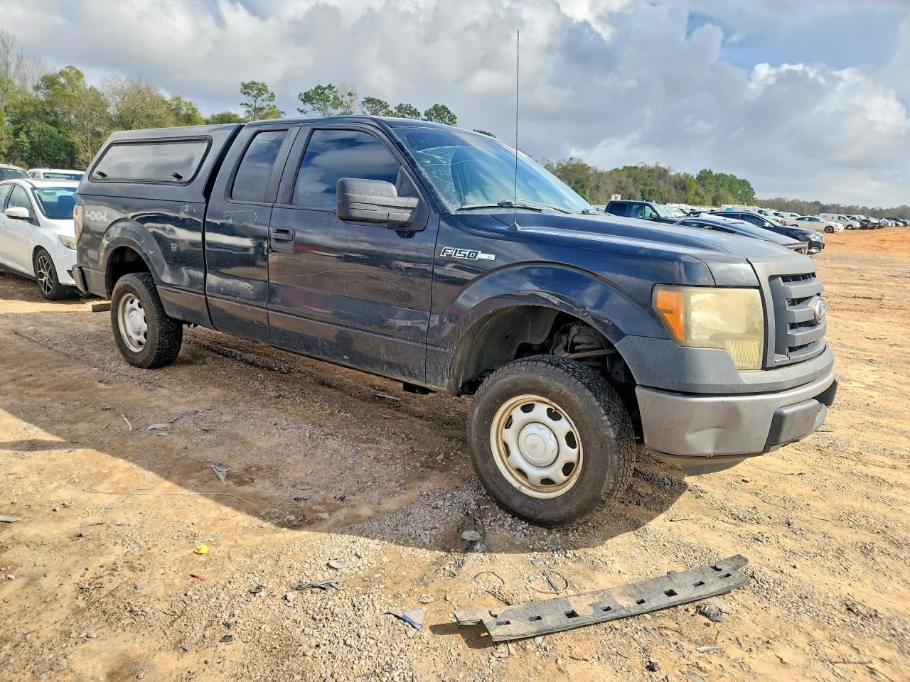 2010 Ford F150 Super Cab Black vin: 1FTFX1EV5AFC86085