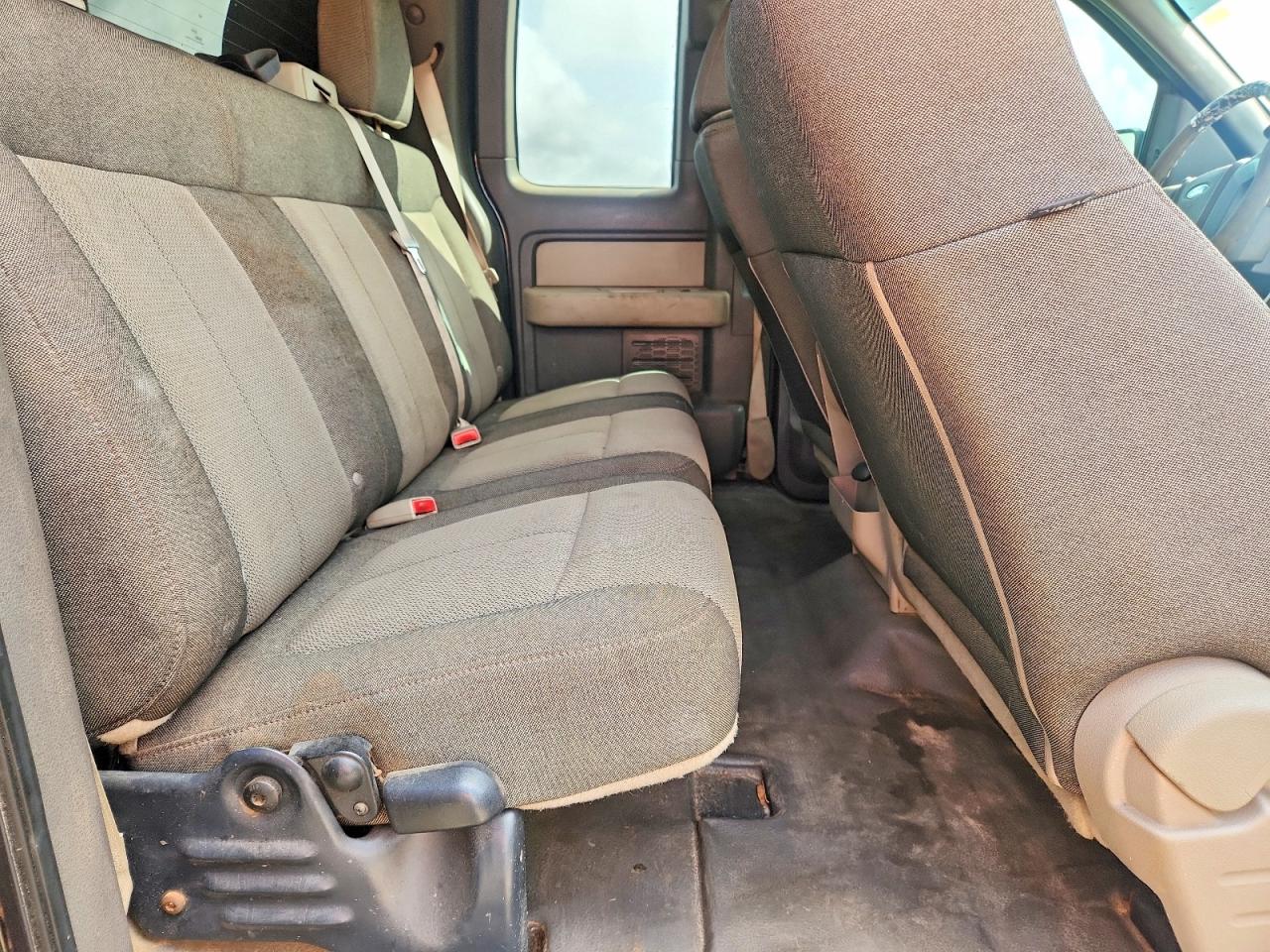 2010 Ford F150 Super Cab Black vin: 1FTFX1EV5AFC86085