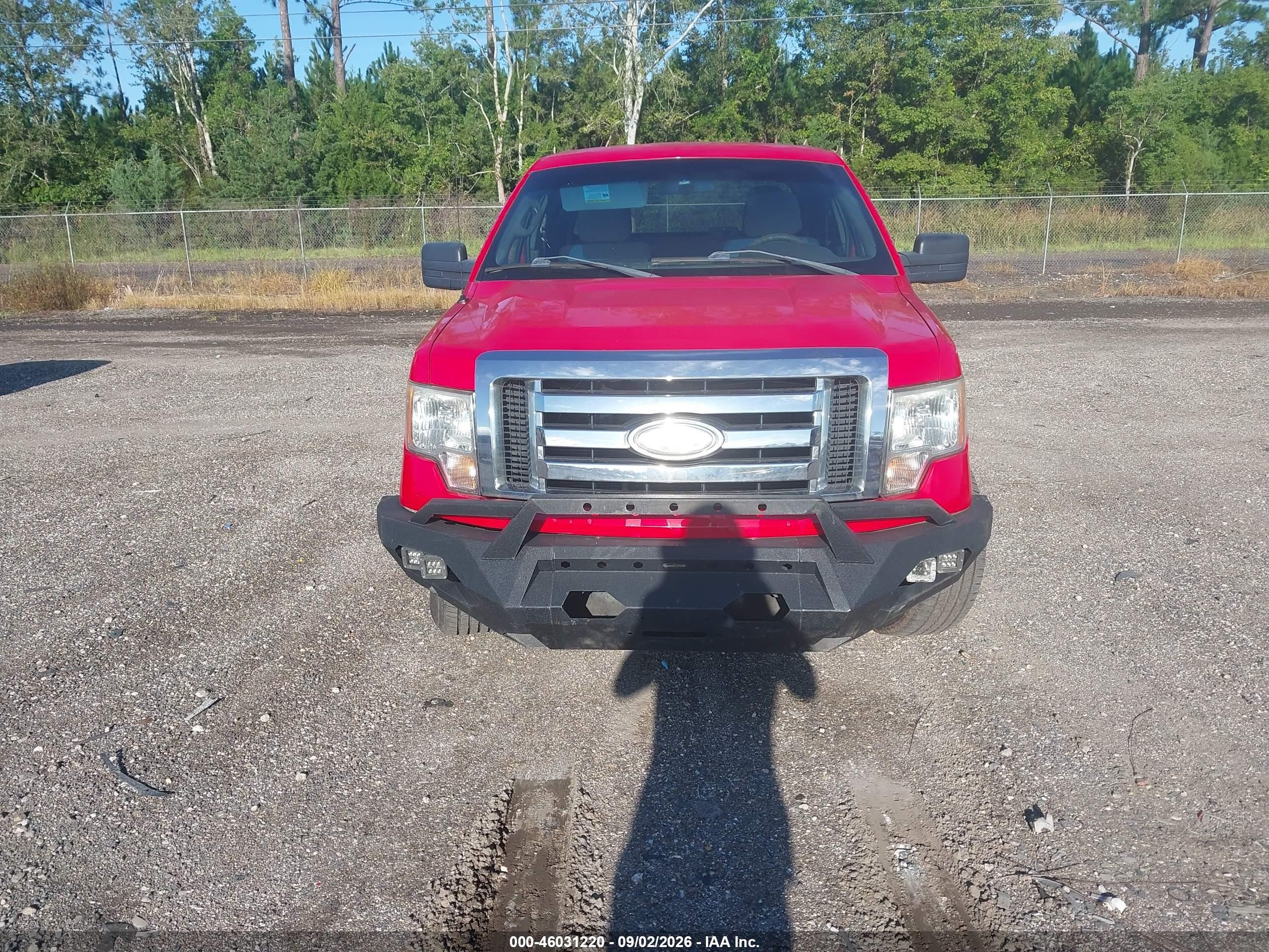 2010 Ford F-150   Красный vin: 1FTFX1EV5AFD75560