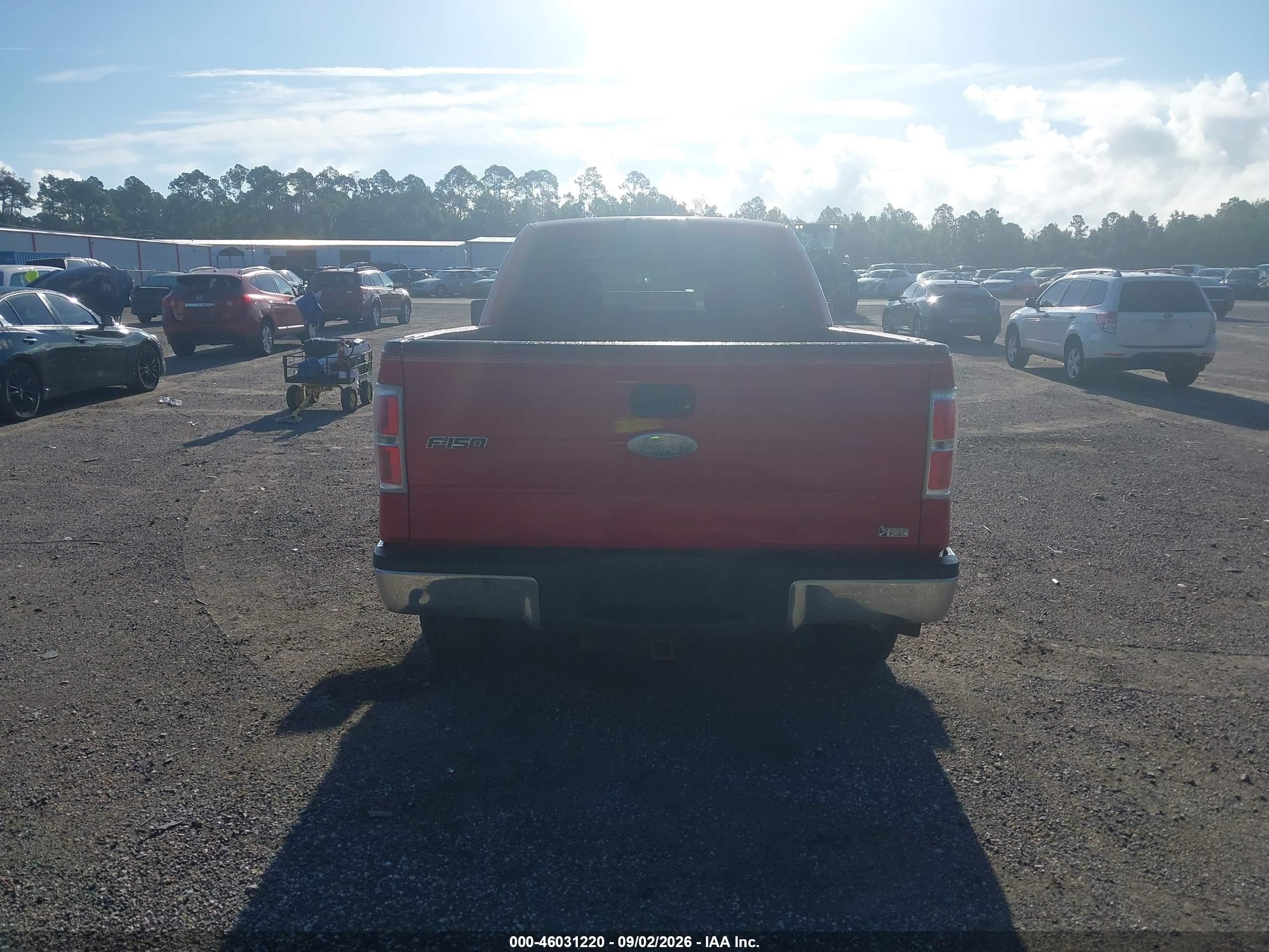 2010 Ford F-150   Красный vin: 1FTFX1EV5AFD75560