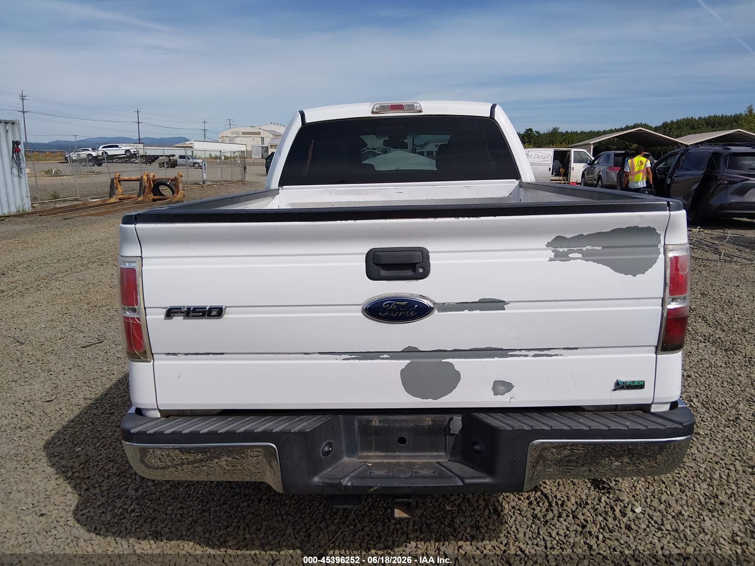 2010 Ford F-150 Fx4/lariat/xl/xlt White vin: 1FTFX1EV5AKB71140