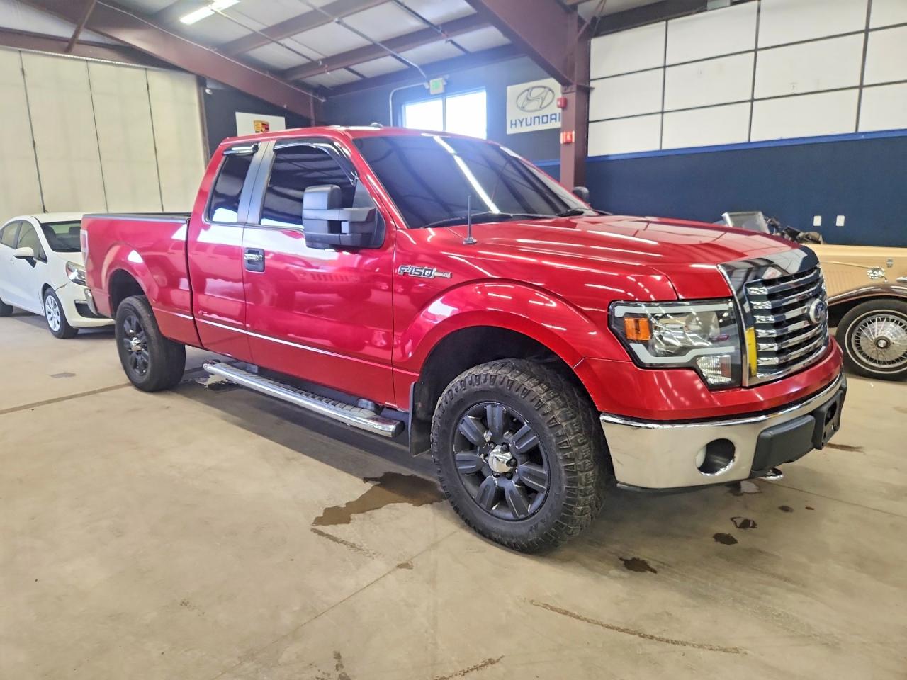 2010 Ford F150 Super Cab Red vin: 1FTFX1EV6AFC93370