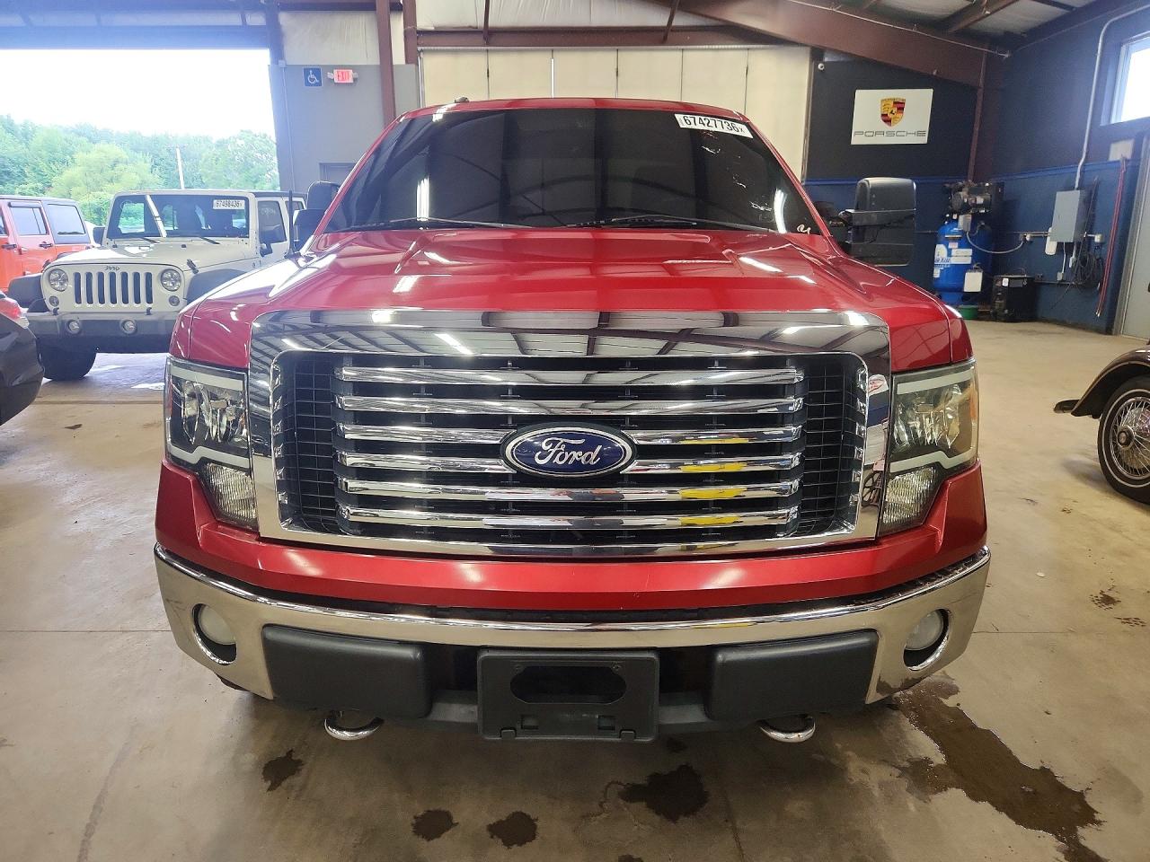 2010 Ford F150 Super Cab Red vin: 1FTFX1EV6AFC93370