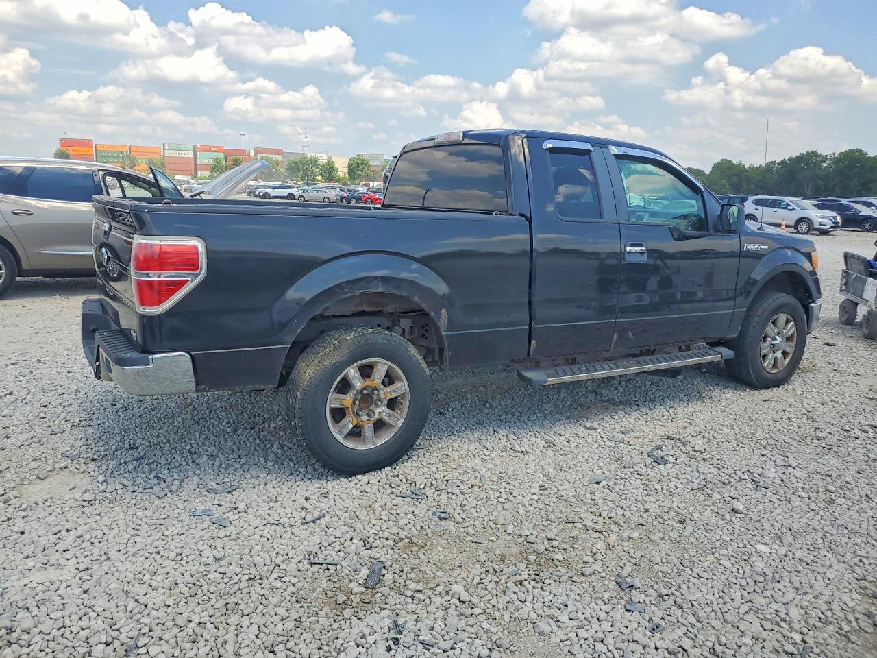 2010 Ford F150 Super Cab Black vin: 1FTFX1EV7AFB01387