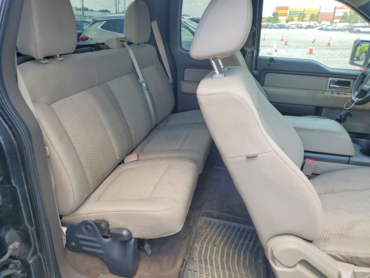 2010 Ford F150 Super Cab Black vin: 1FTFX1EV7AFB01387