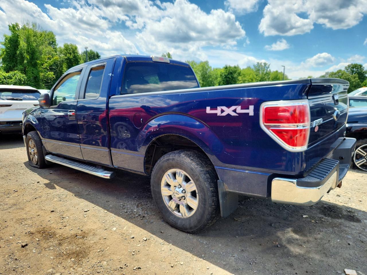 2010 Ford F150 Super Cab Blue vin: 1FTFX1EV7AFD28692