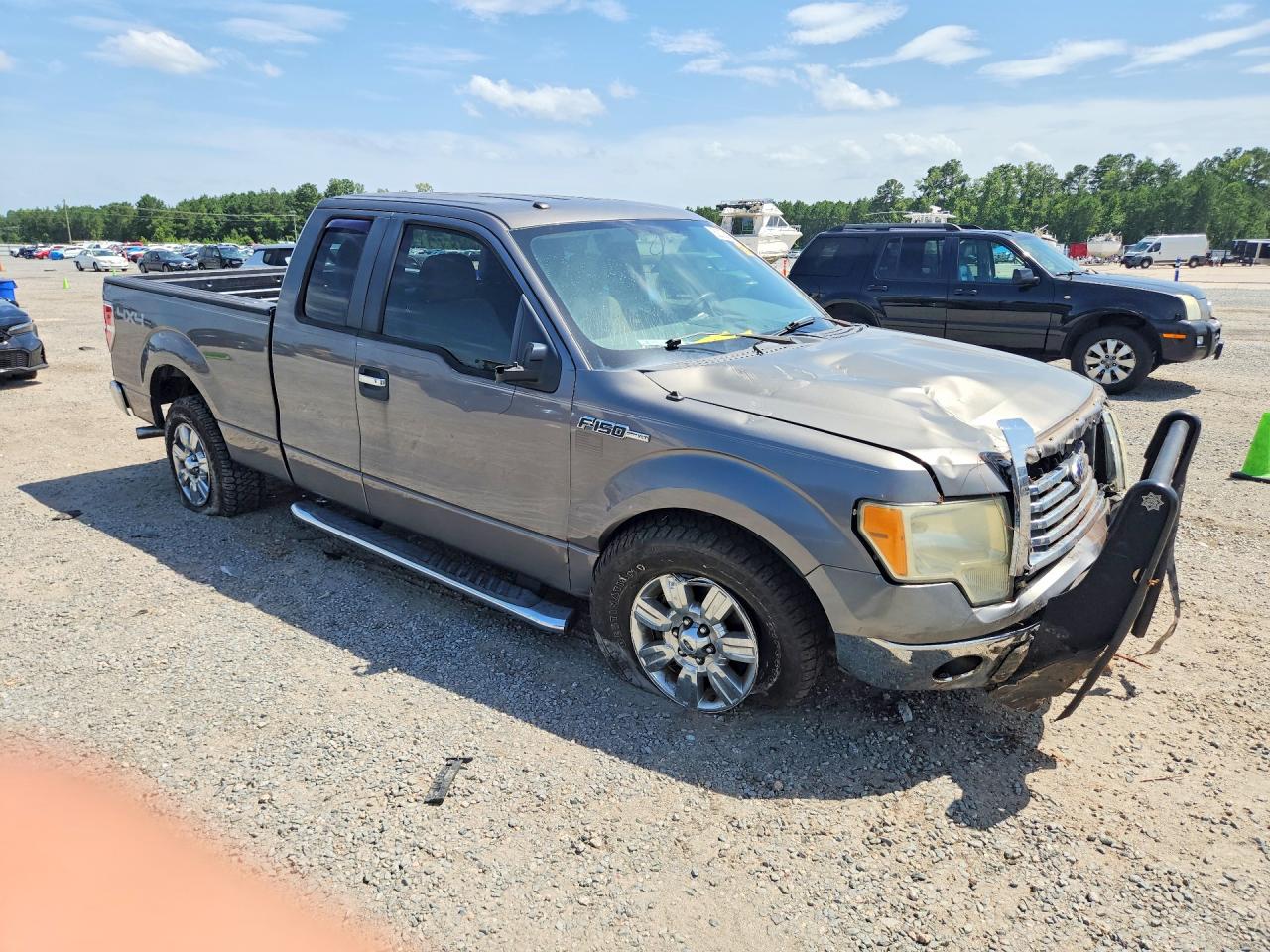 2010 Ford F150 Super Cab Silver vin: 1FTFX1EV9AFD48989