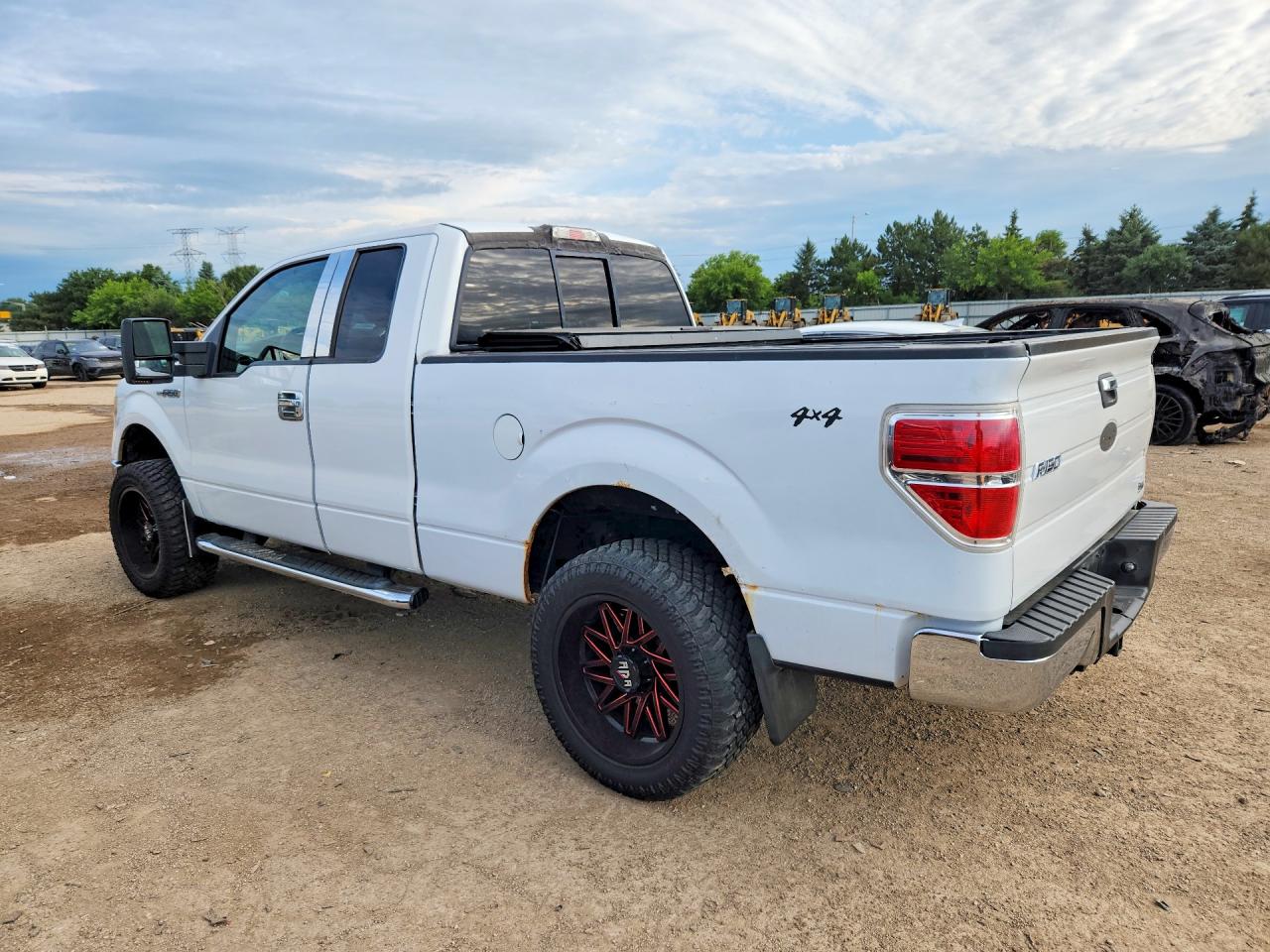 2010 Ford F150 Super Cab White vin: 1FTFX1EVXAFC31924