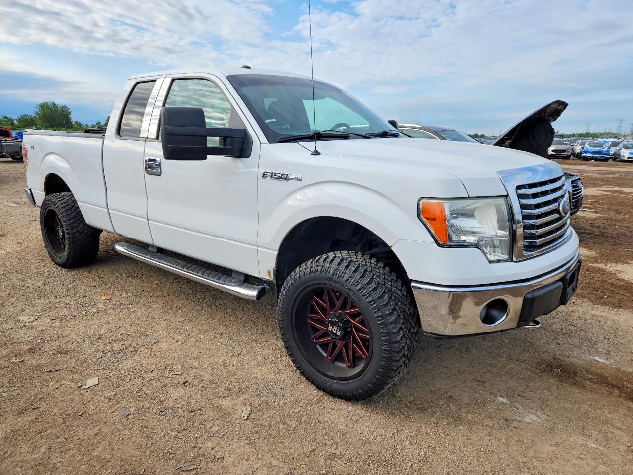 2010 Ford F150 Super Cab White vin: 1FTFX1EVXAFC31924