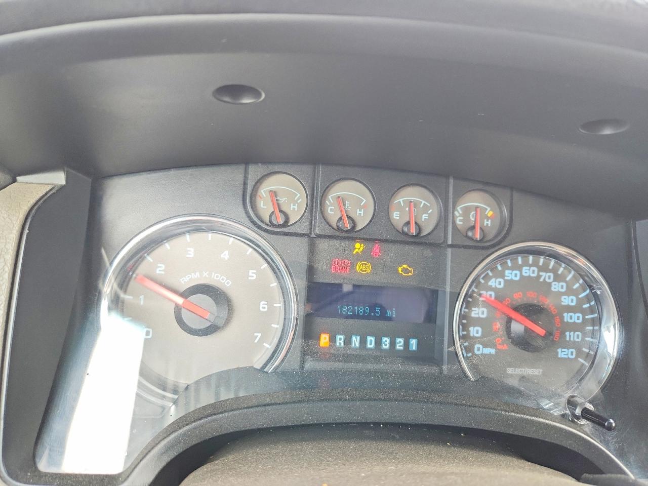 2010 Ford F150 Super Cab White vin: 1FTFX1EVXAFC31924