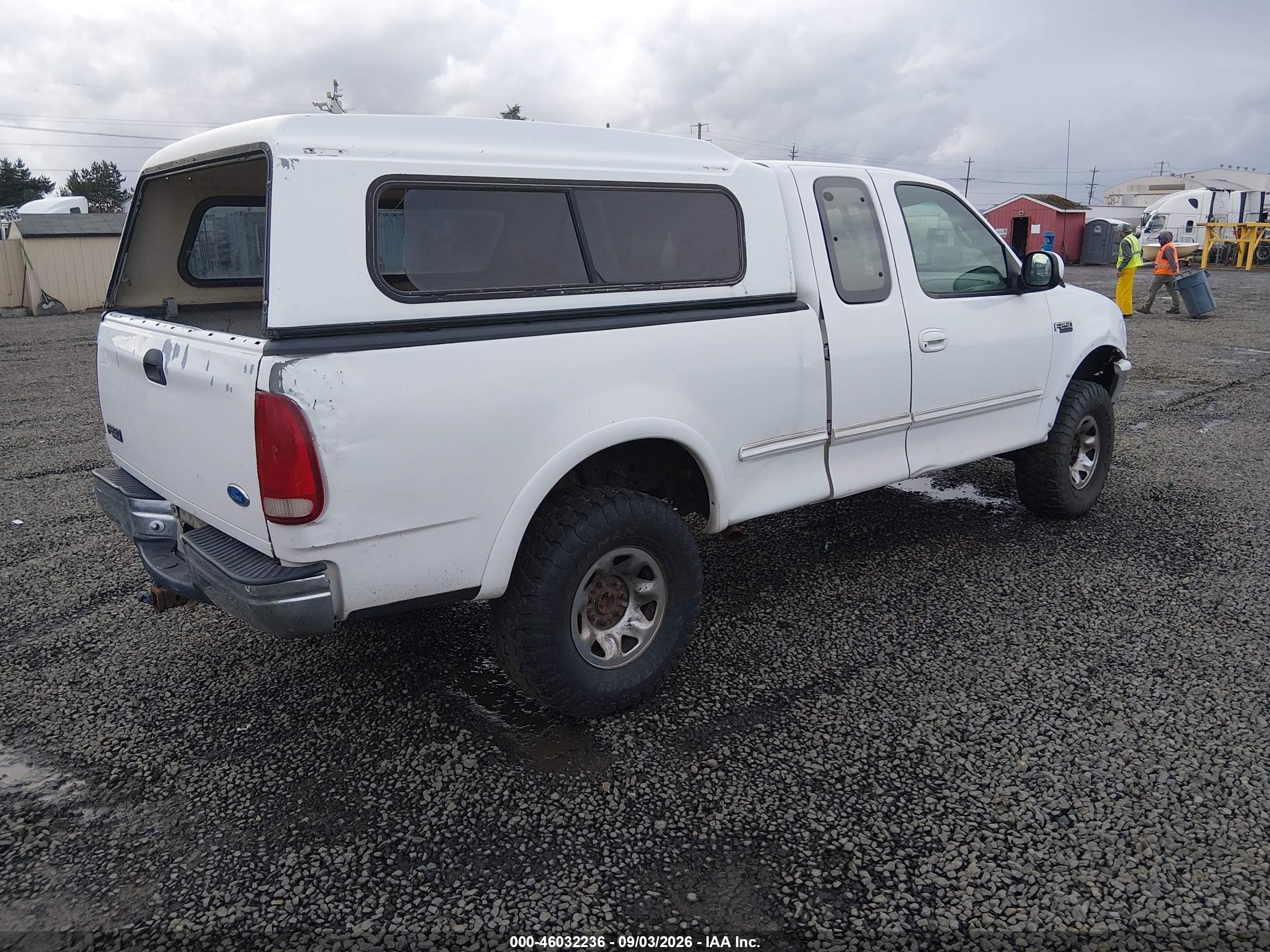 1997 Ford F250   Белый vin: 1FTFX28L0VKC43612