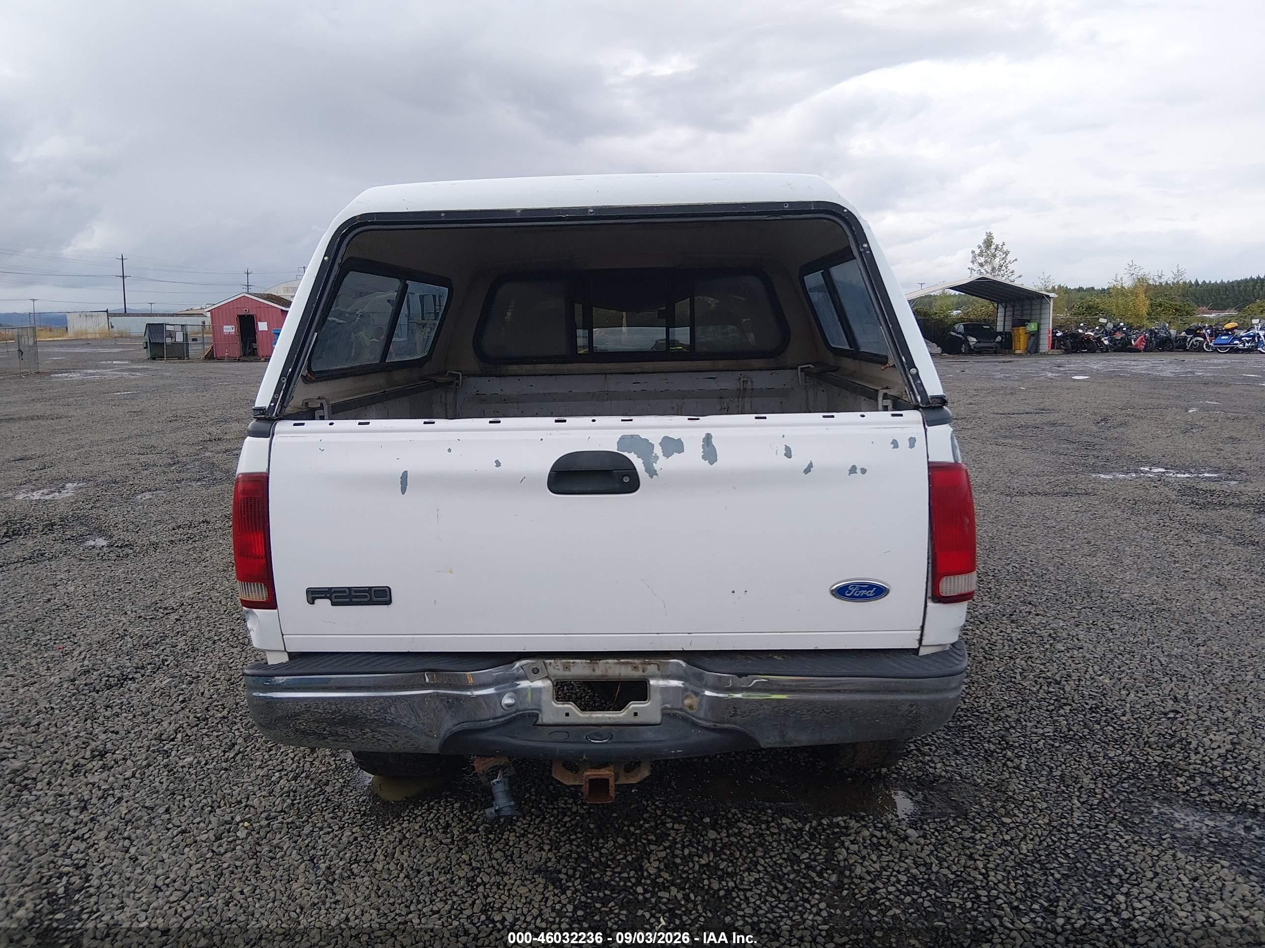 1997 Ford F250   Белый vin: 1FTFX28L0VKC43612