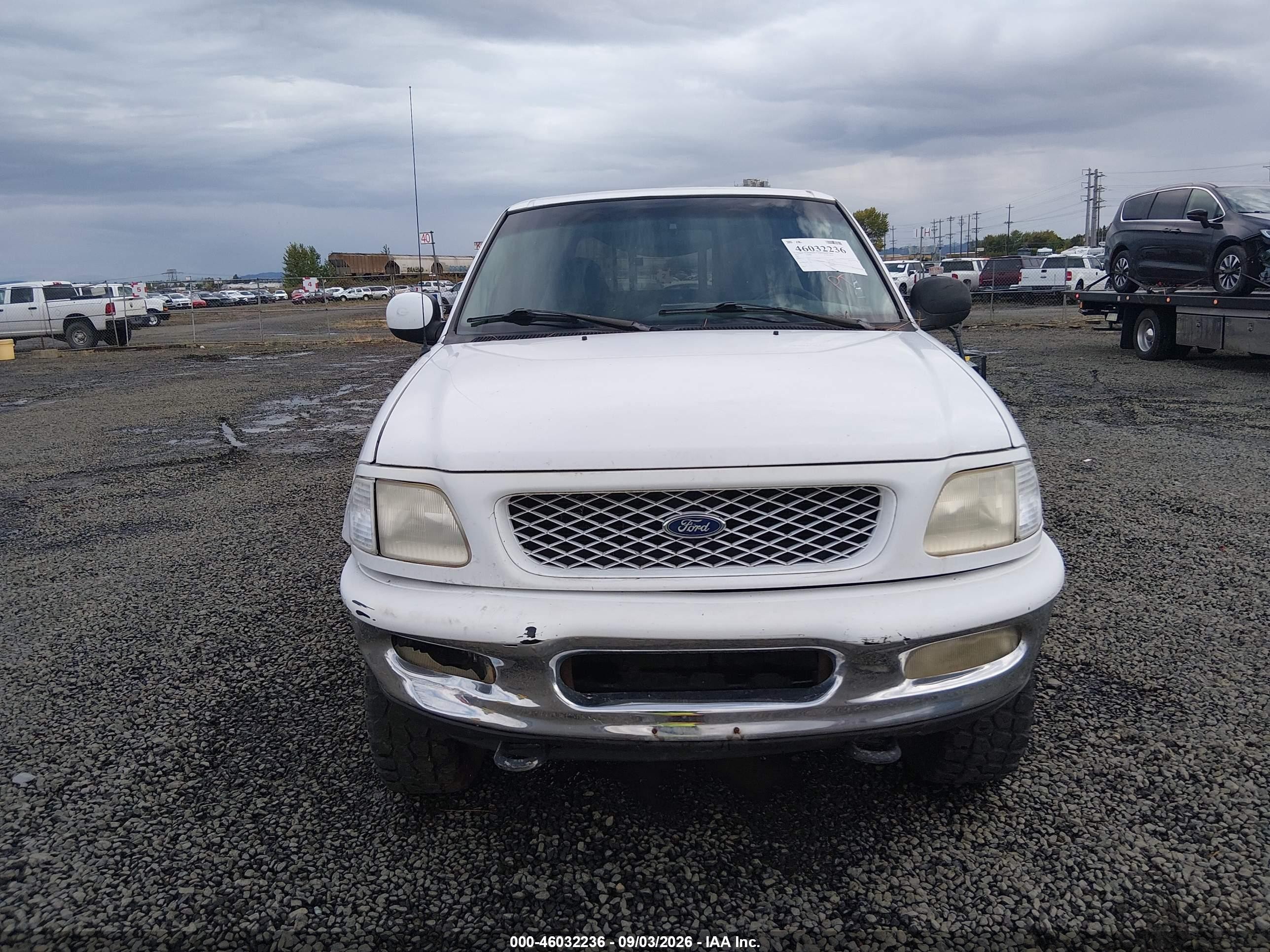 1997 Ford F250   Белый vin: 1FTFX28L0VKC43612