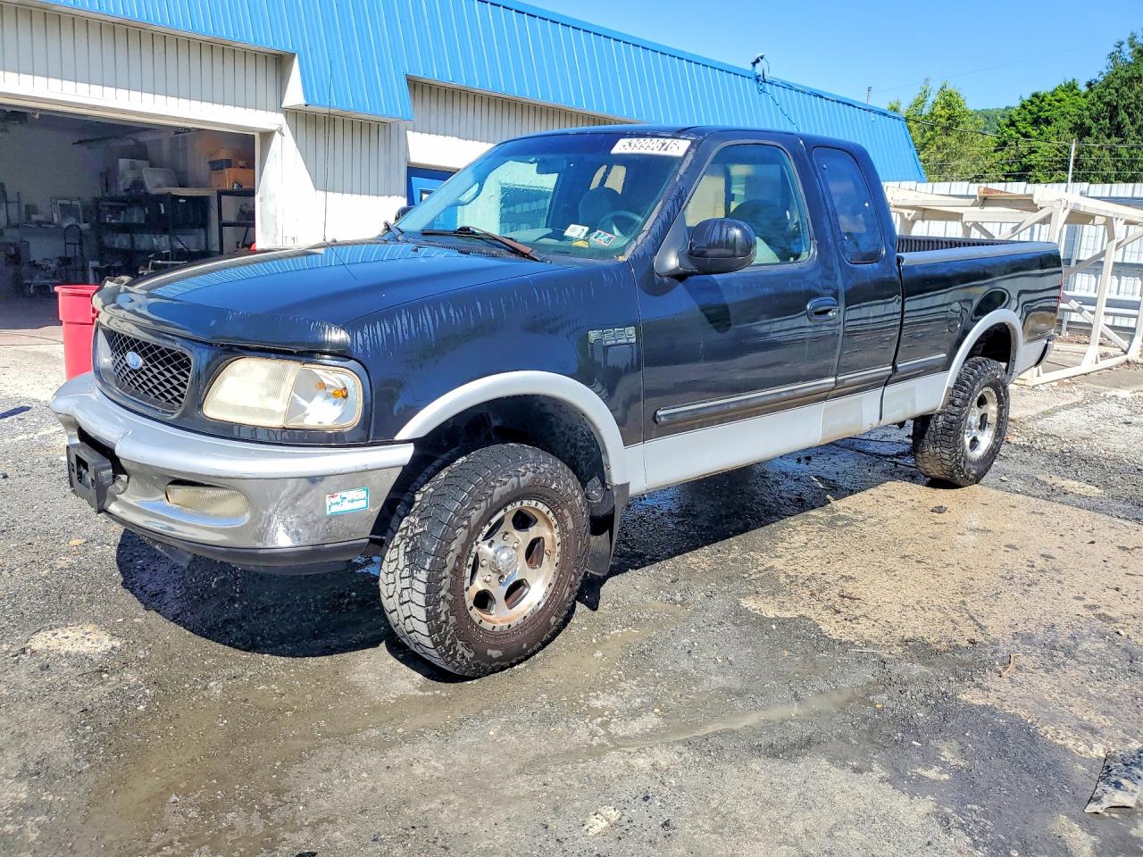 1FTFX28L2VNB56258
