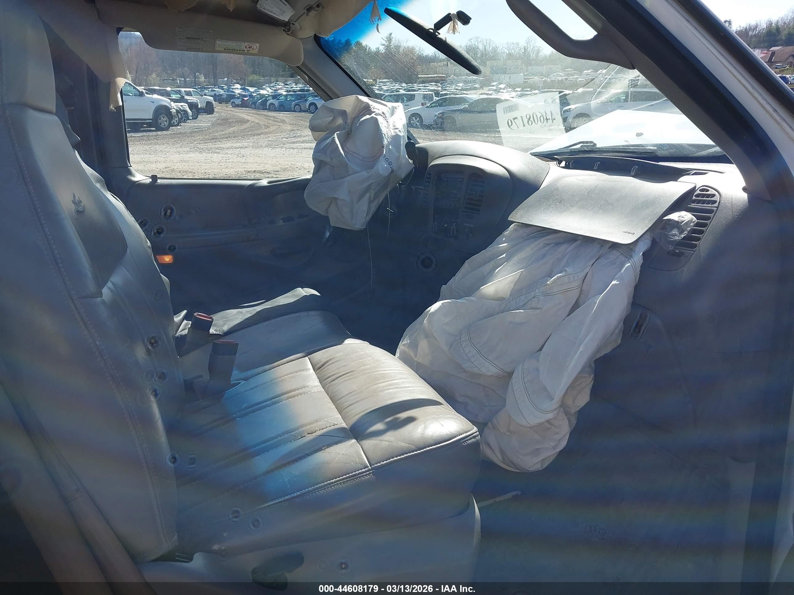 1997 Ford F250   White vin: 1FTFX28L7VNC23761