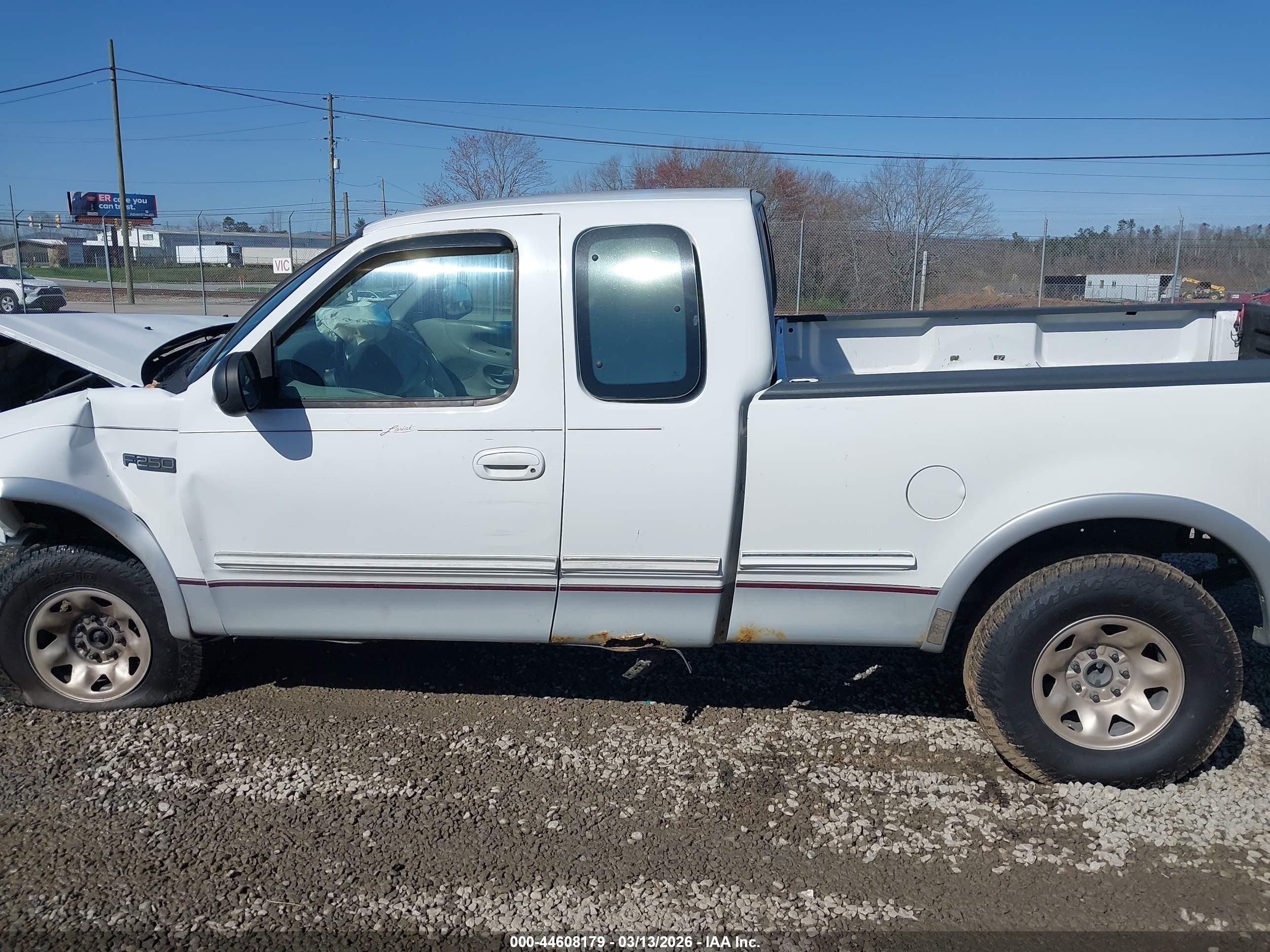1997 Ford F250   White vin: 1FTFX28L7VNC23761