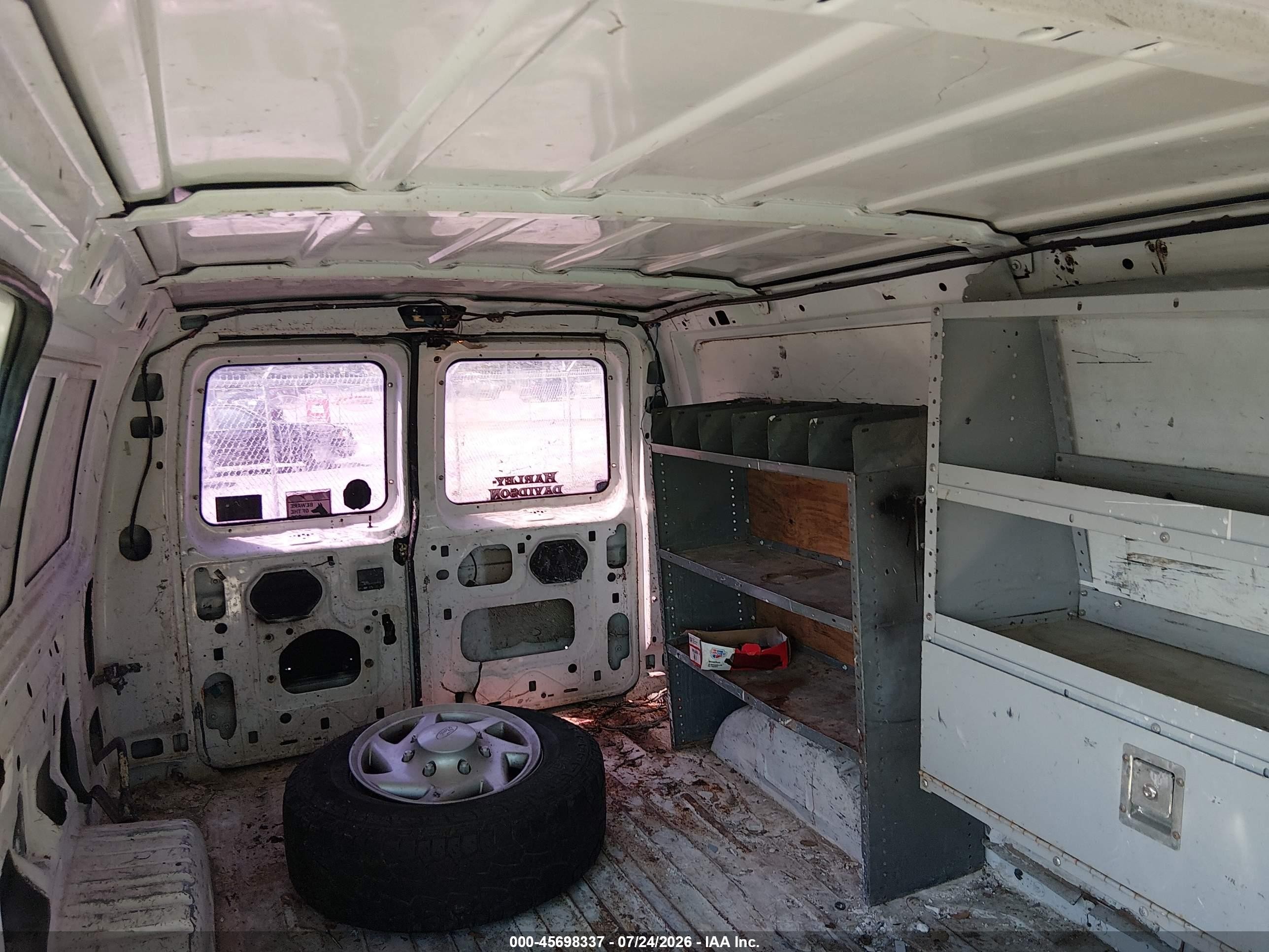1995 Ford Econoline E250 Van White vin: 1FTHE24H5SHA35086