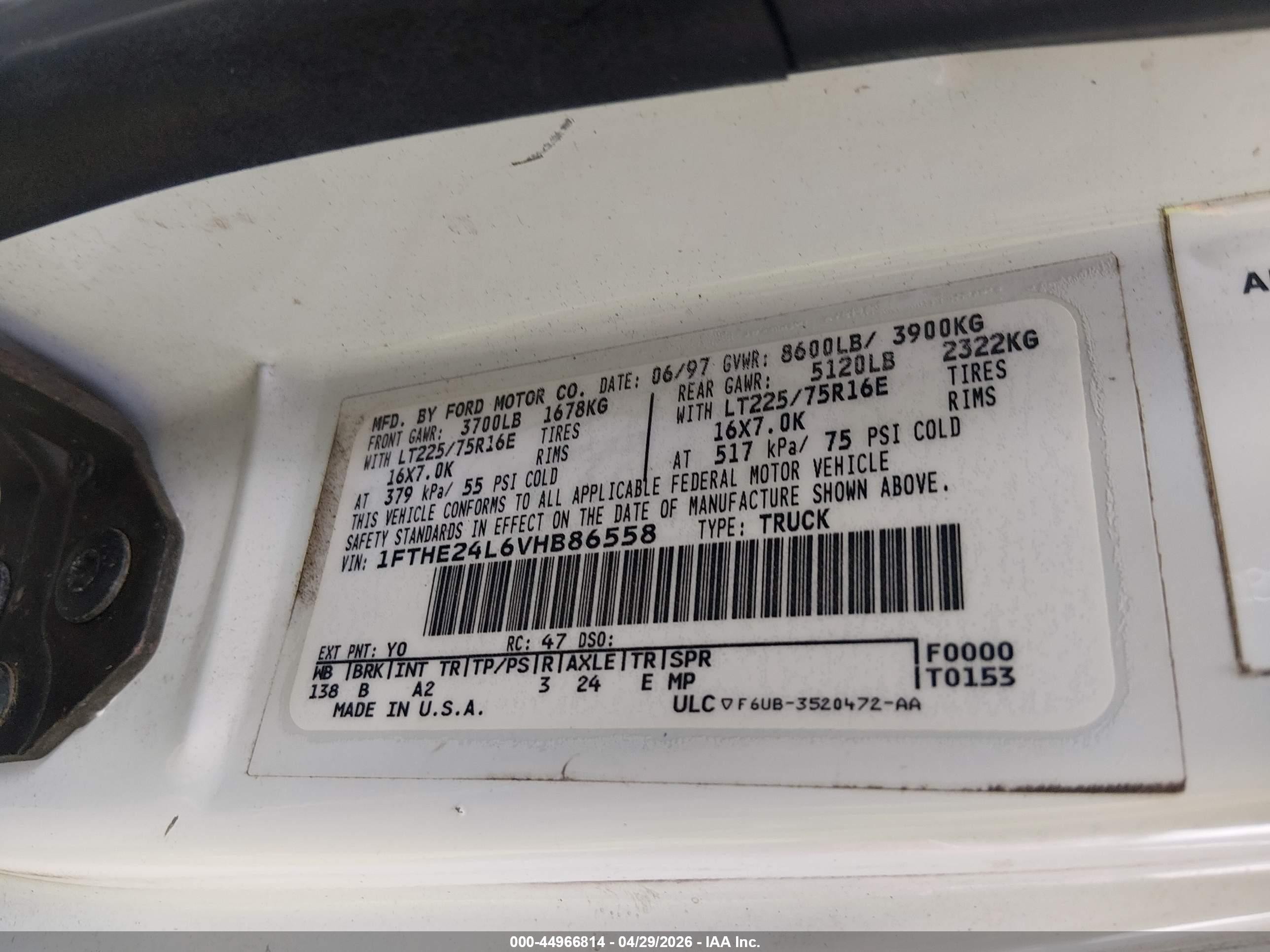 1997 Ford E-250 Standard White vin: 1FTHE24L6VHB86558