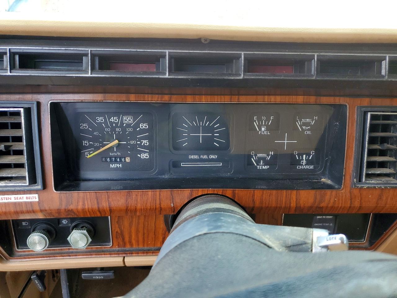 1983 Ford F250 White vin: 1FTHF2517DNA20205