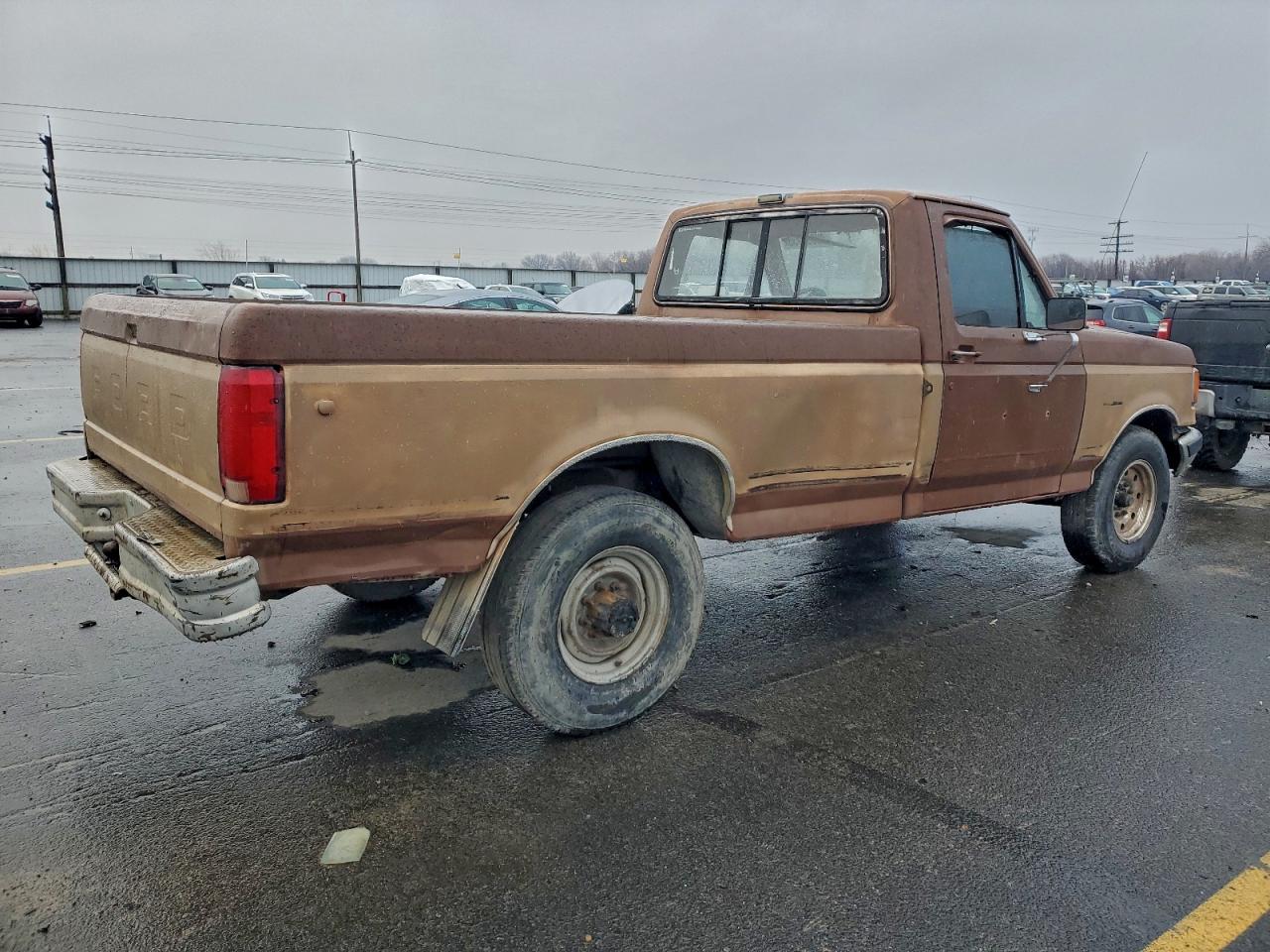 1987 Ford F250 Brown vin: 1FTHF251XHPA17700