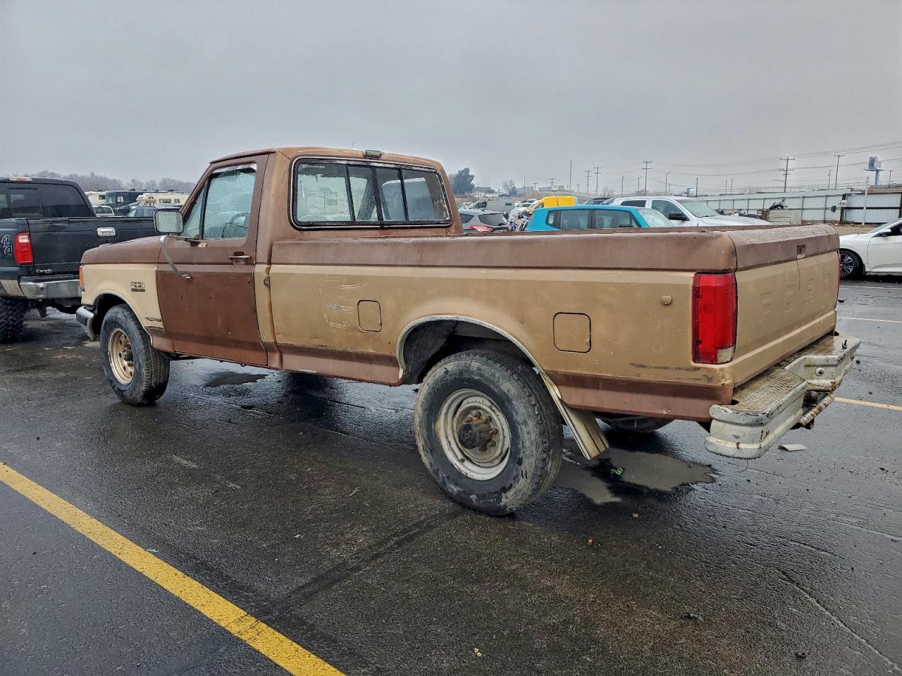 1987 Ford F250 Brown vin: 1FTHF251XHPA17700