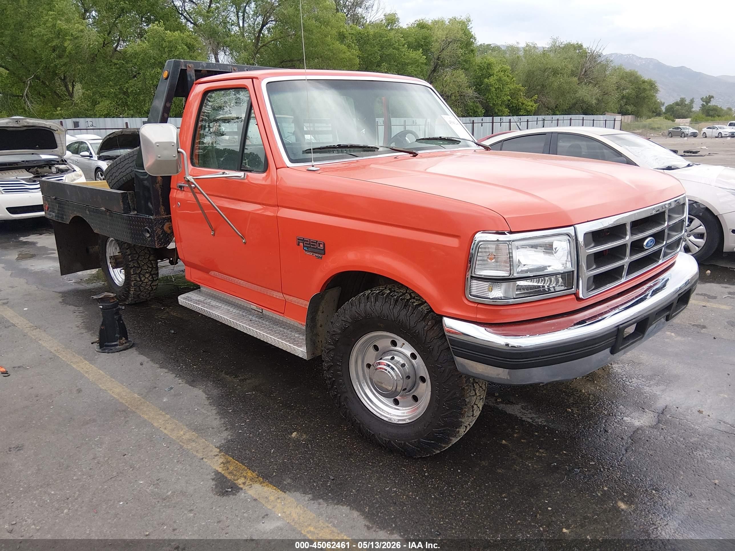 1995 Ford F250   Orange vin: 1FTHF25F0SNB02897