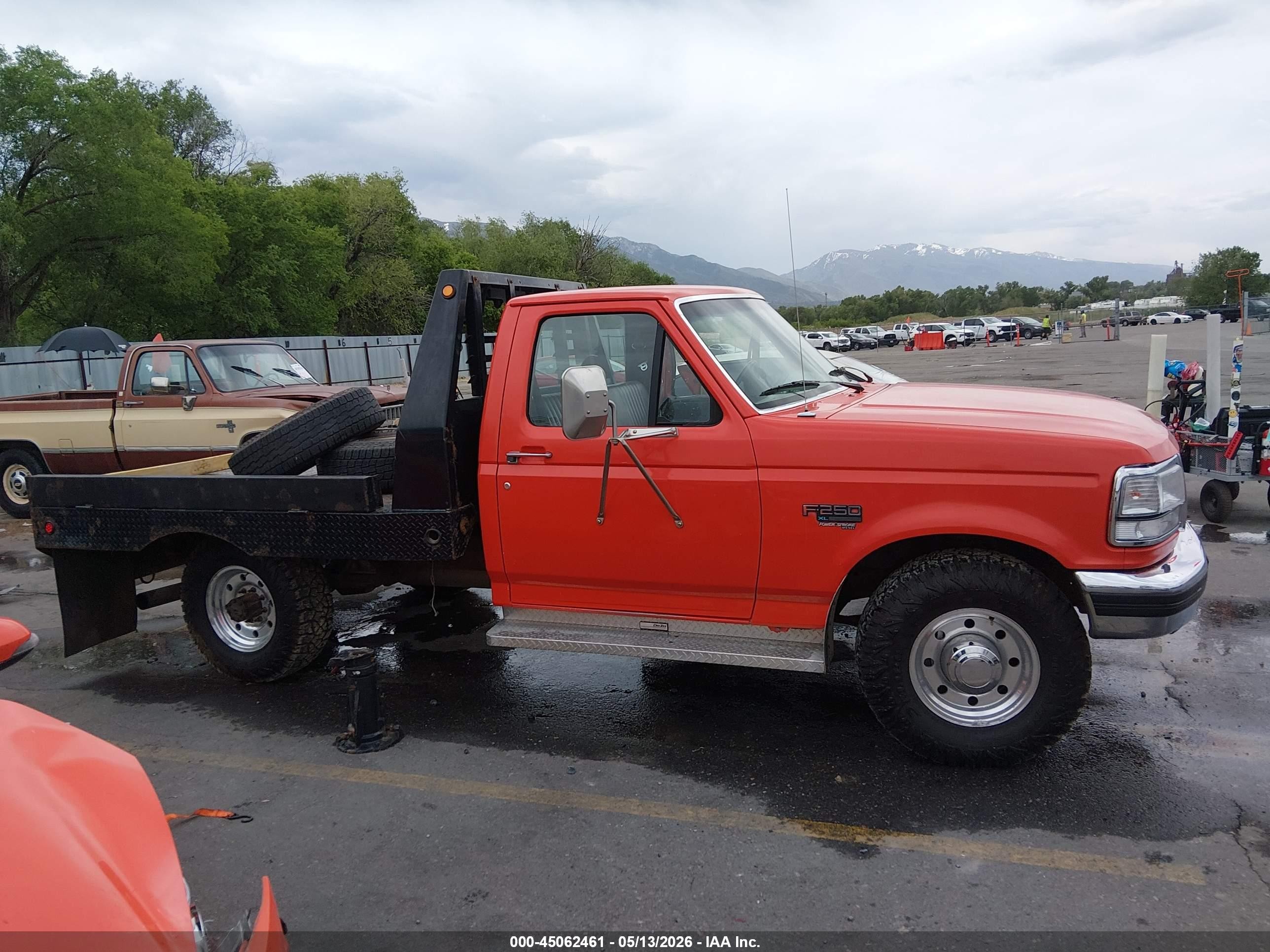 1995 Ford F250   Оранжевый vin: 1FTHF25F0SNB02897