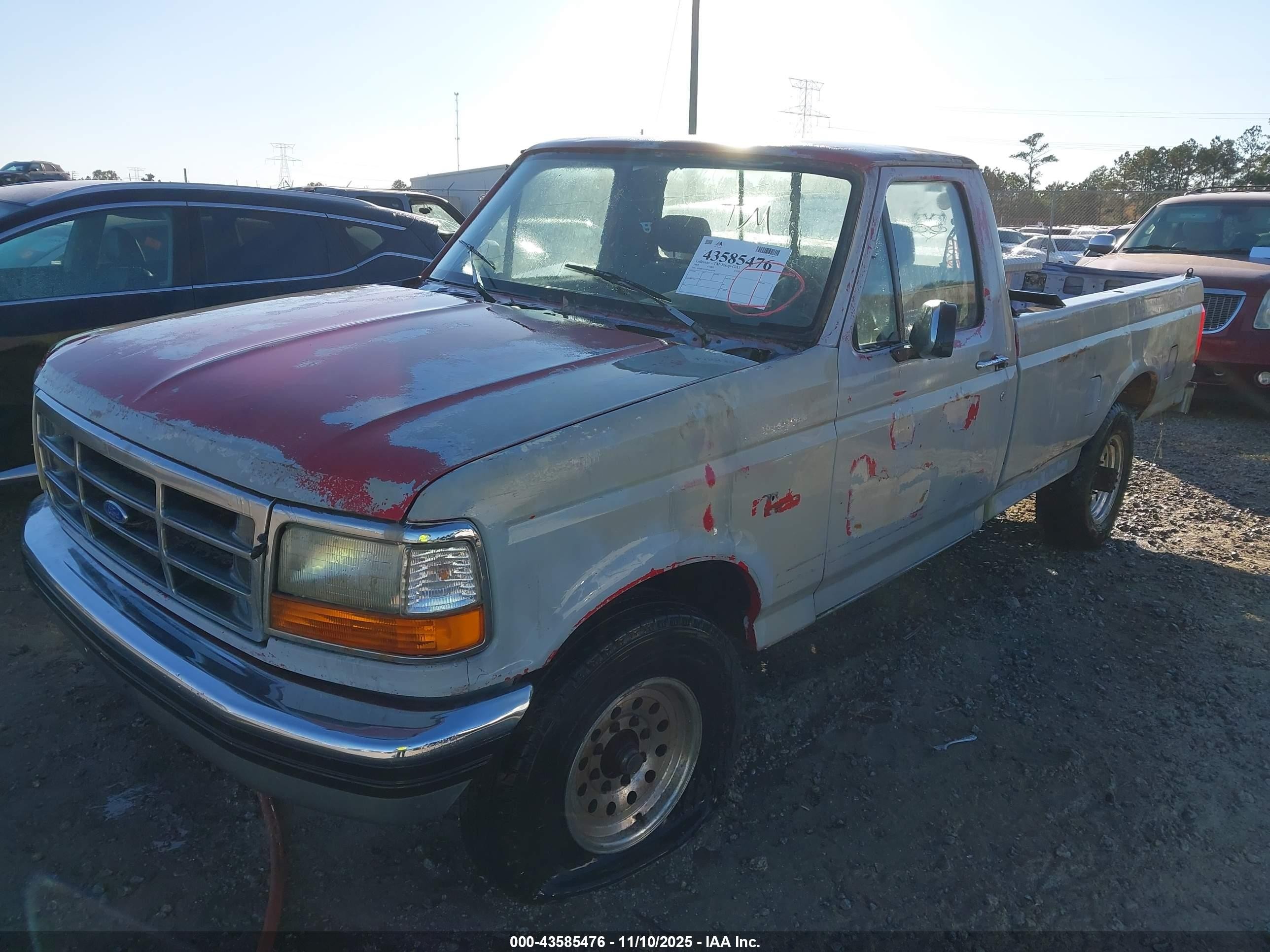 1993 Ford F250   Gray vin: 1FTHF25G1PNA18779