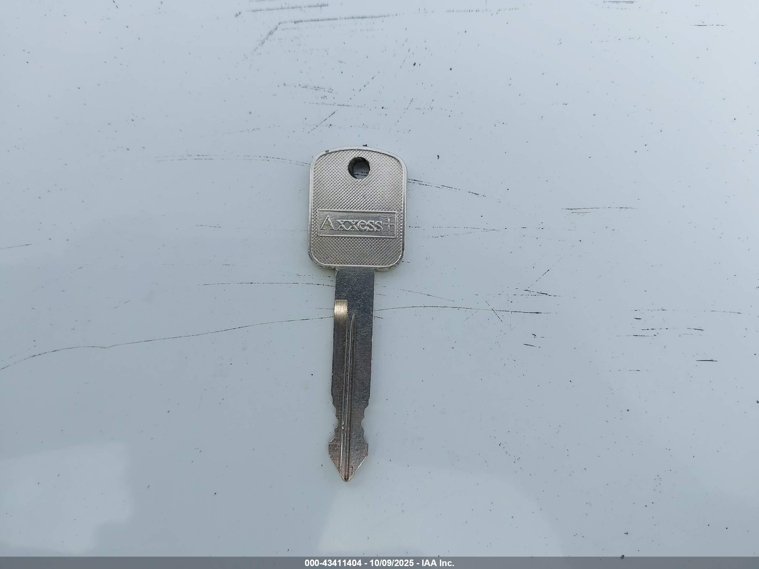 1997 Ford F-250 Xl White vin: 1FTHF25H1VEB55002