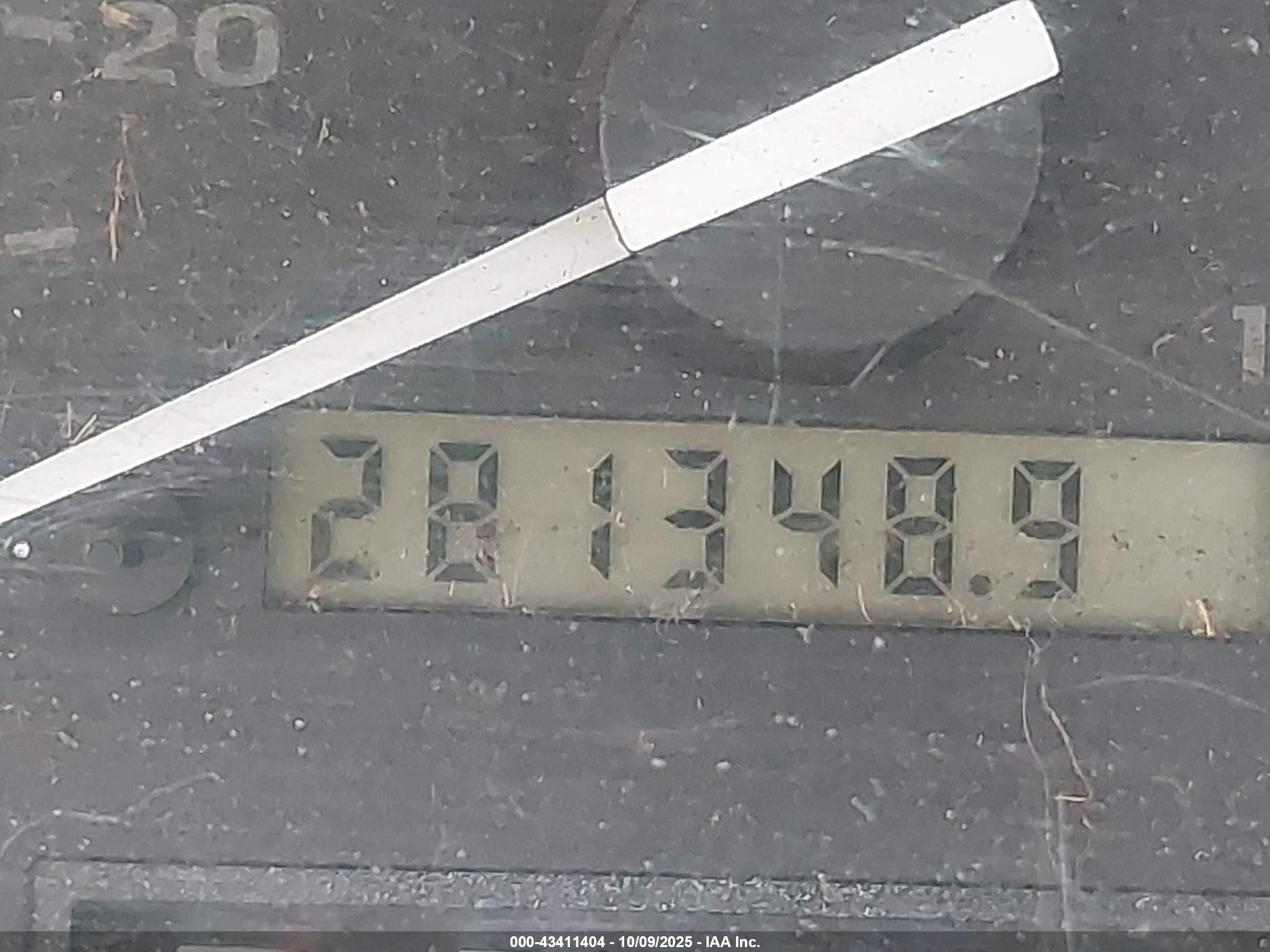 1997 Ford F-250 Xl White vin: 1FTHF25H1VEB55002
