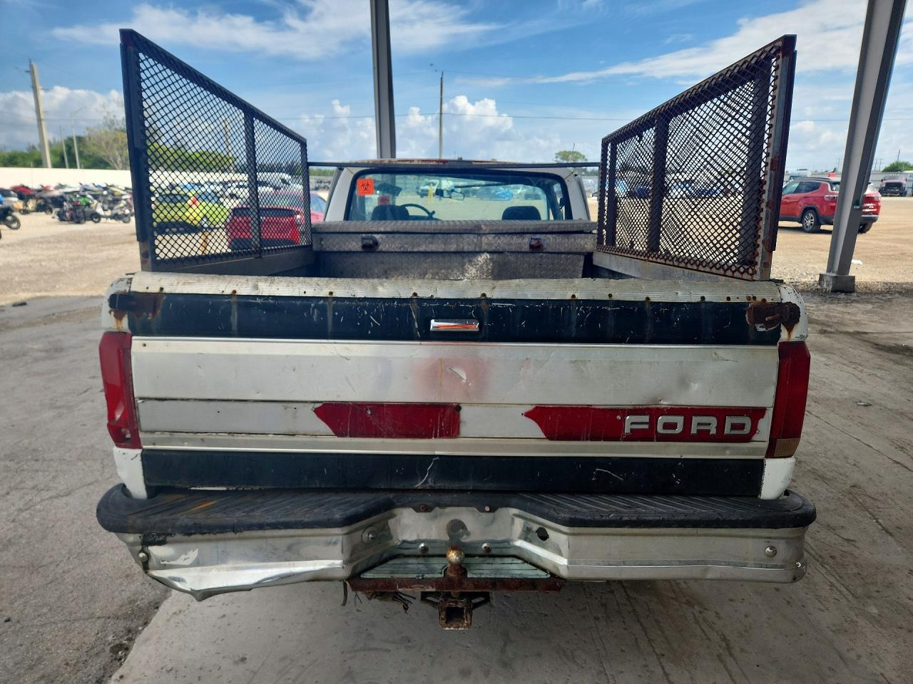1993 Ford F250 White vin: 1FTHF25H2PNA30979