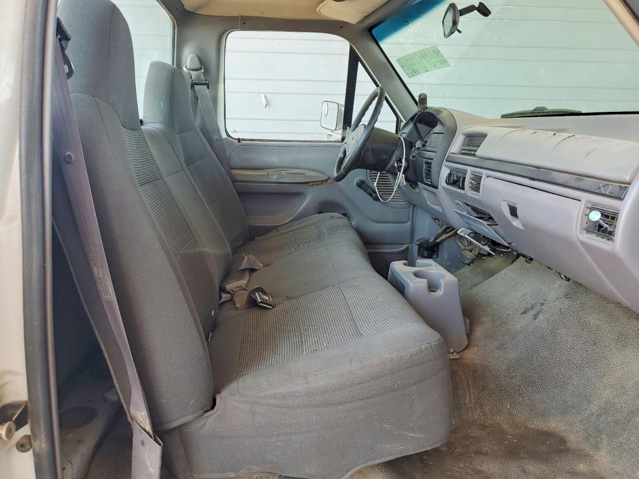 1996 Ford F250 White vin: 1FTHF25H5TEB68090