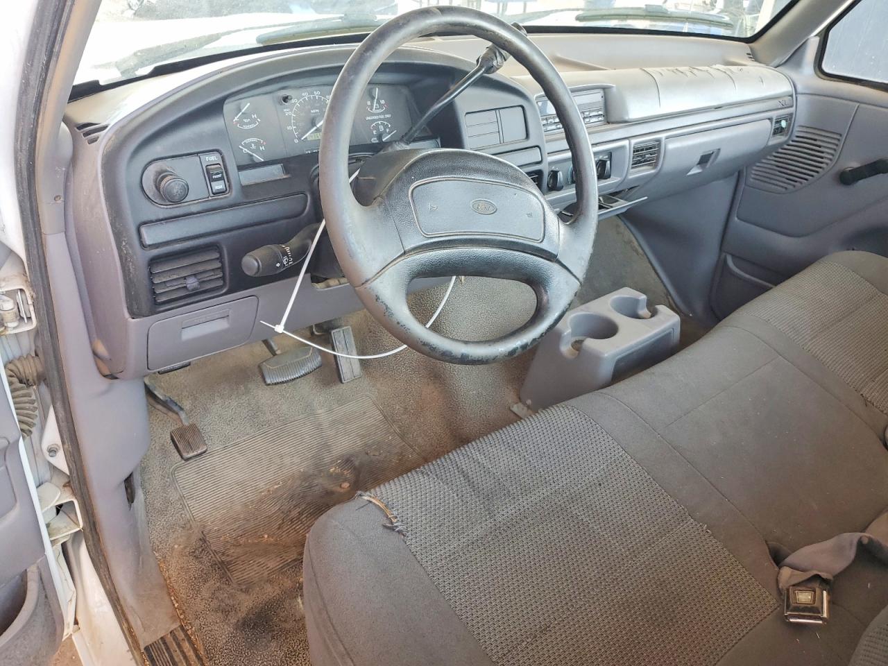 1996 Ford F250 White vin: 1FTHF25H5TEB68090