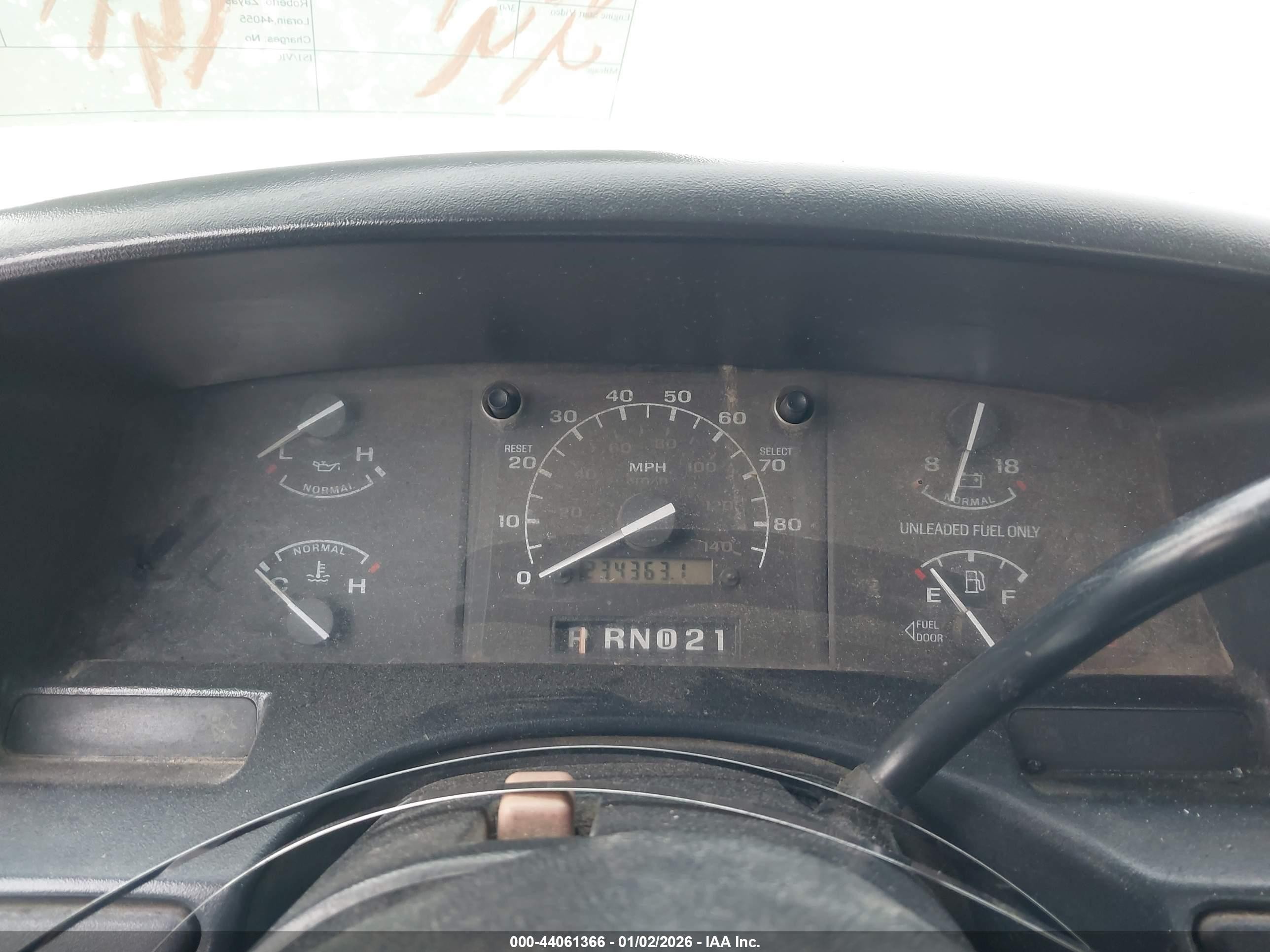 1996 Ford F250   Белый vin: 1FTHF25H5TLB52466