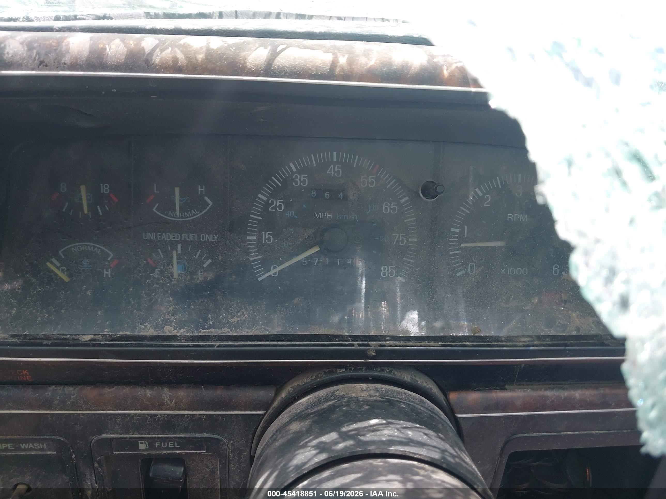 1990 Ford F250   White vin: 1FTHF25H6LLA87921